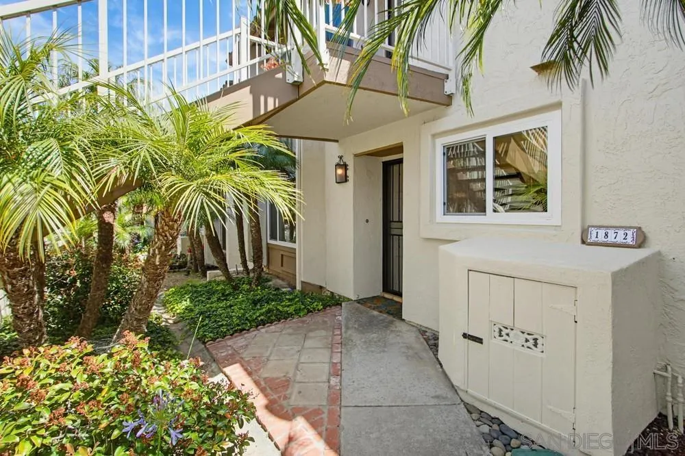 https://cdn.realtyfeed.com/cdn/127/260009867/c9194e74db727a48308ab7baeaef4141.webp