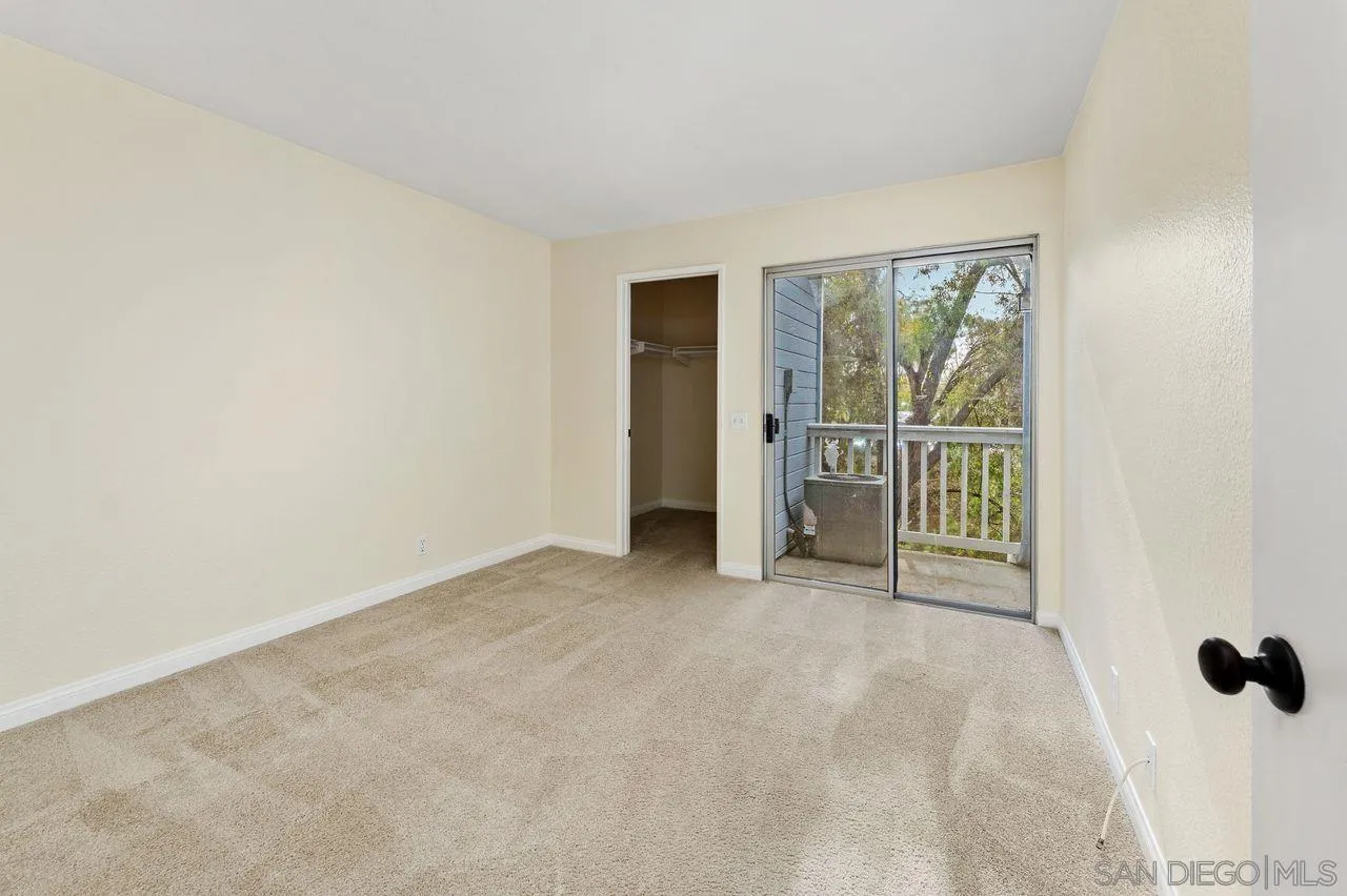 https://cdn.realtyfeed.com/cdn/127/260009870/c1b64e9ad9f0cbf05aba4c3a3fd475a6.webp