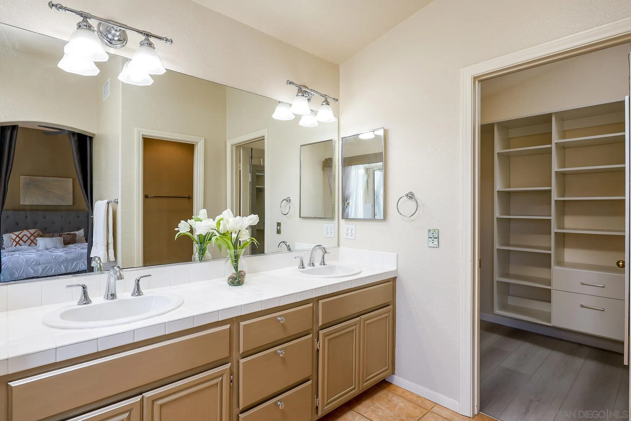 Photo #21: 260009871 Listing: Photo #21