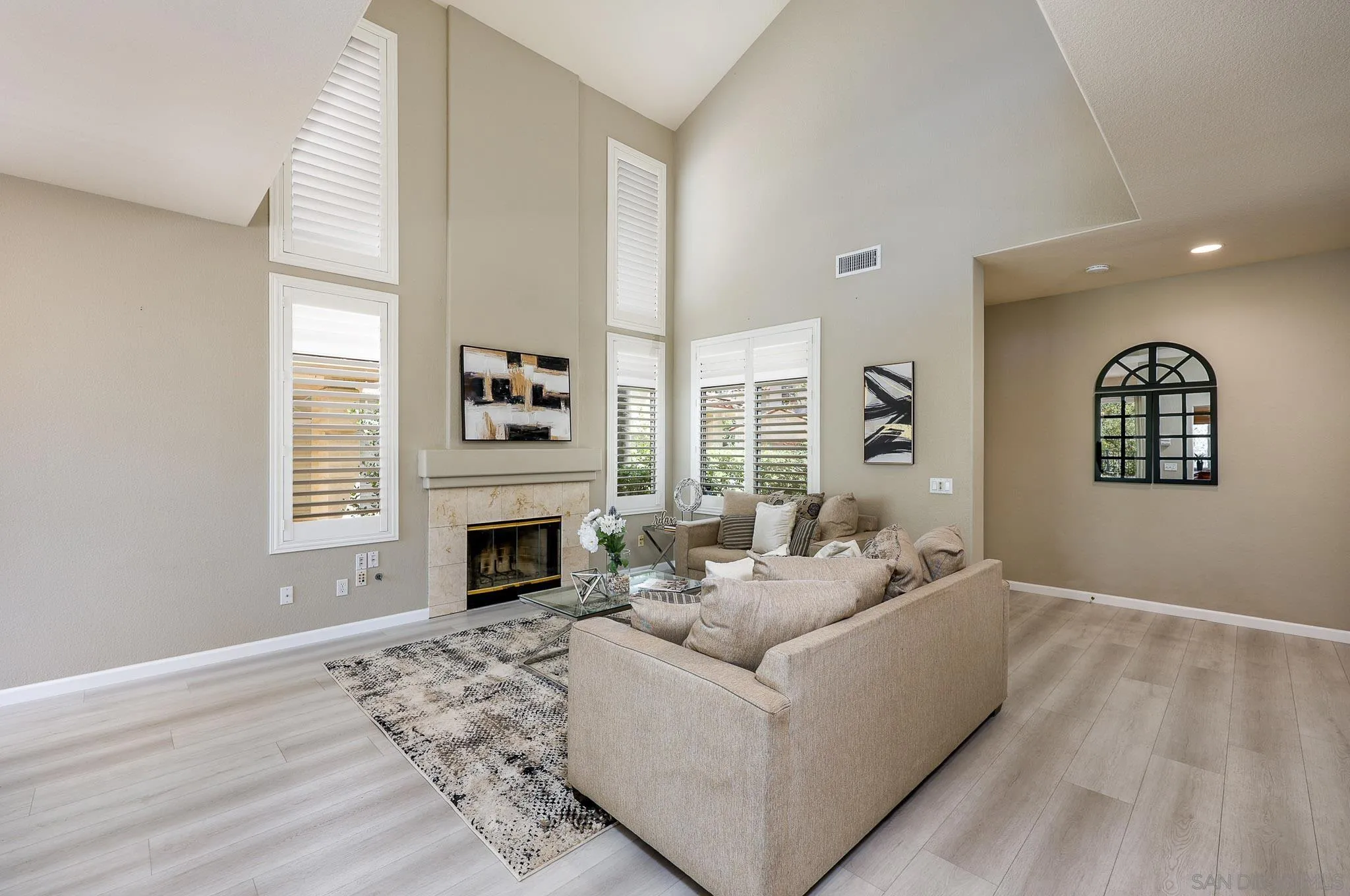 Photo #8: 260009871 Listing: Photo #8