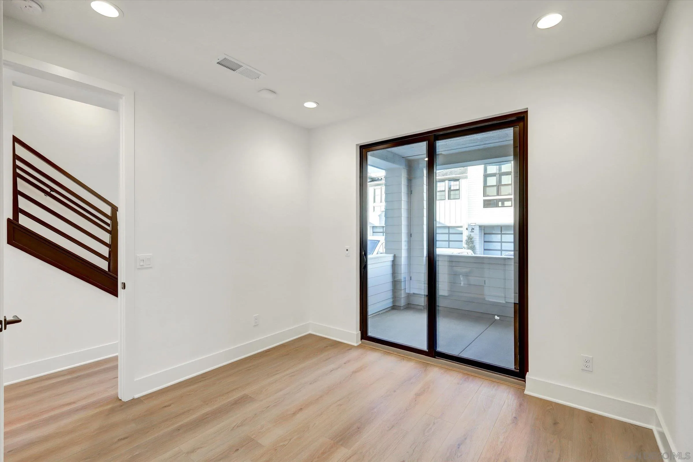 Photo #11: 260009877 Listing: Photo #11