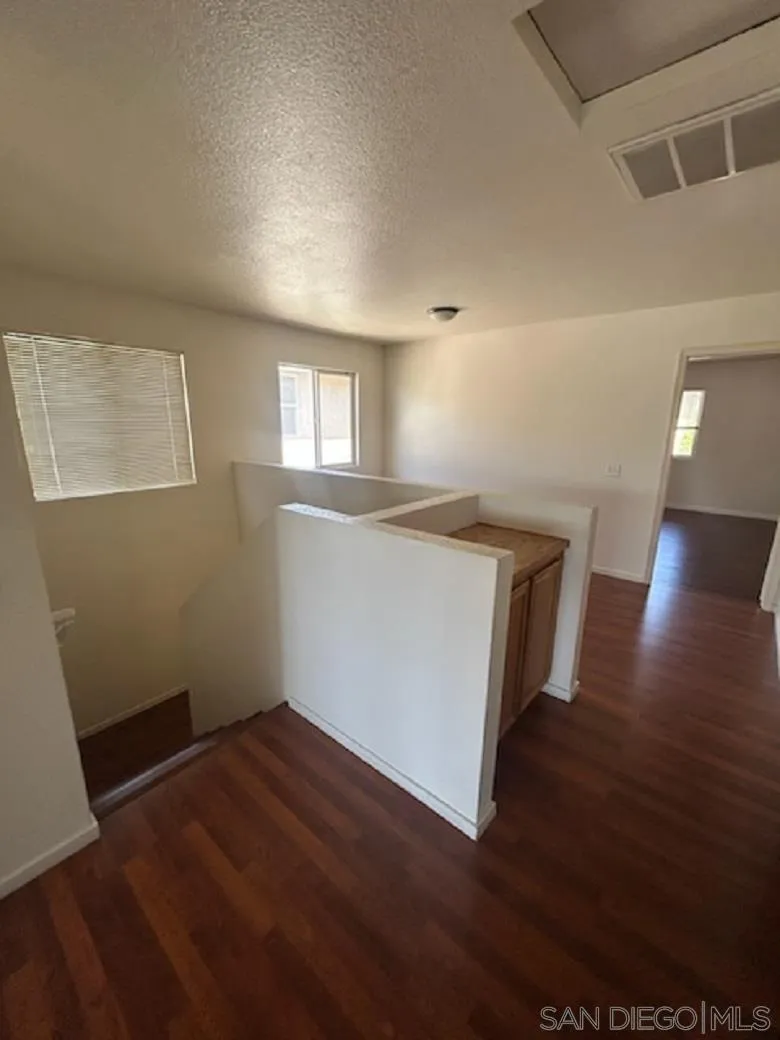 https://cdn.realtyfeed.com/cdn/127/260009882/5d7aa03933b6e681898b85b70c83e2a5.webp