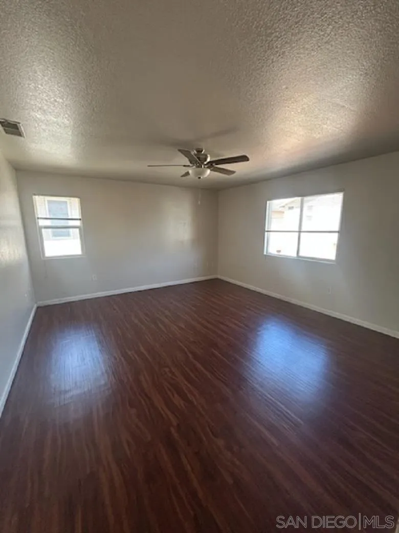 https://cdn.realtyfeed.com/cdn/127/260009882/92b93ea2c8258b2796638c7ceae0dde7.webp