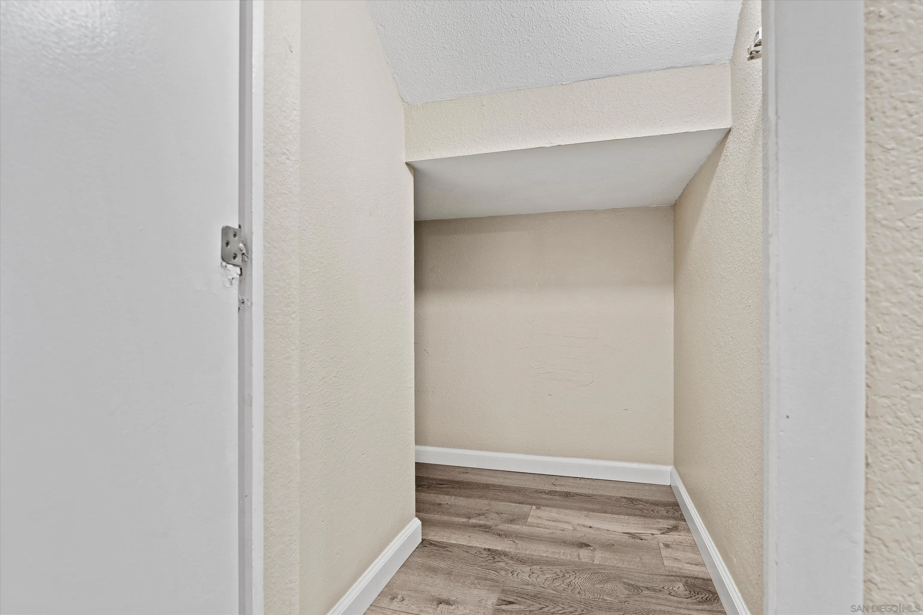Photo #35: 260009887 Listing: Photo #35