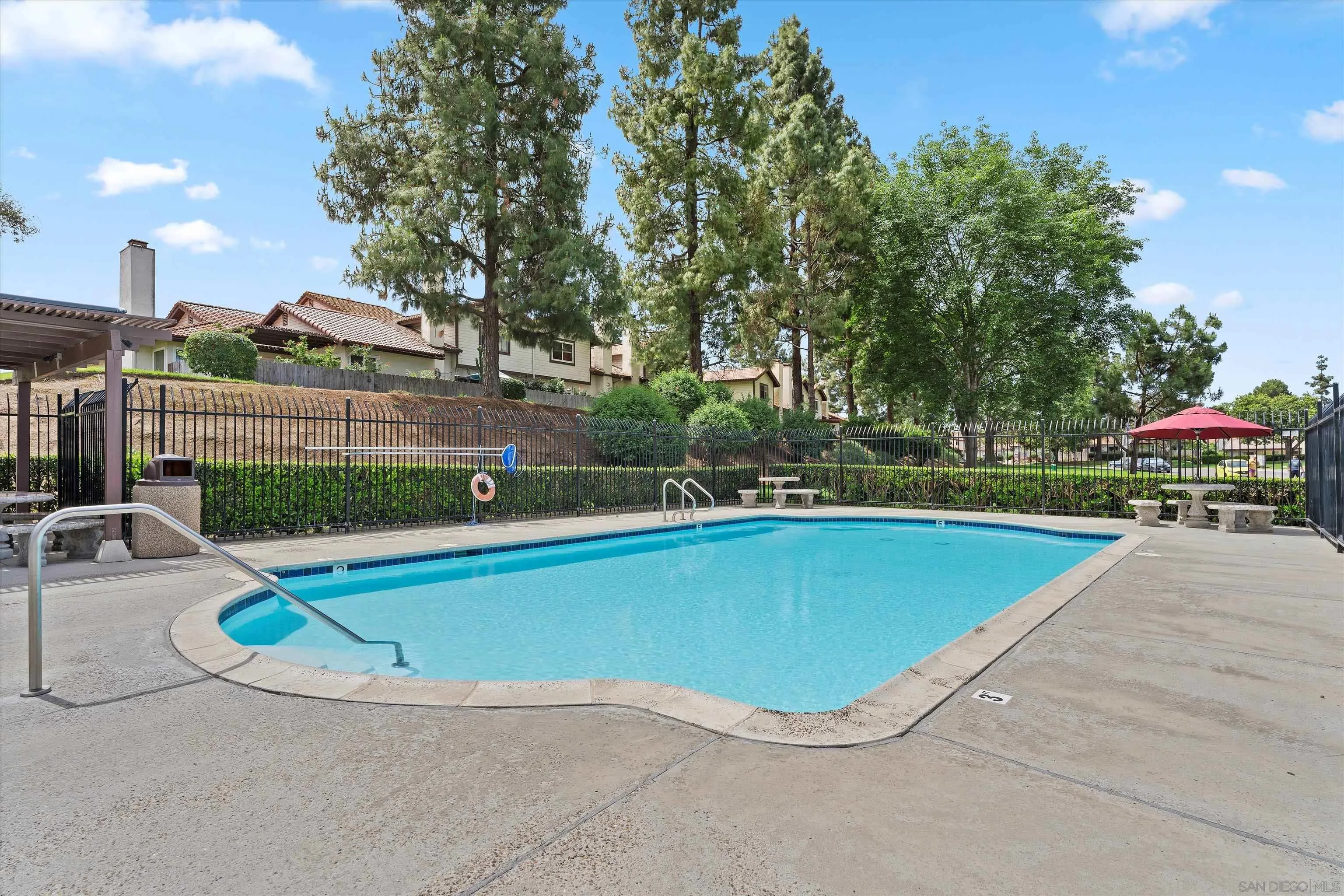 Photo #27: 260009887 Listing: Photo #27