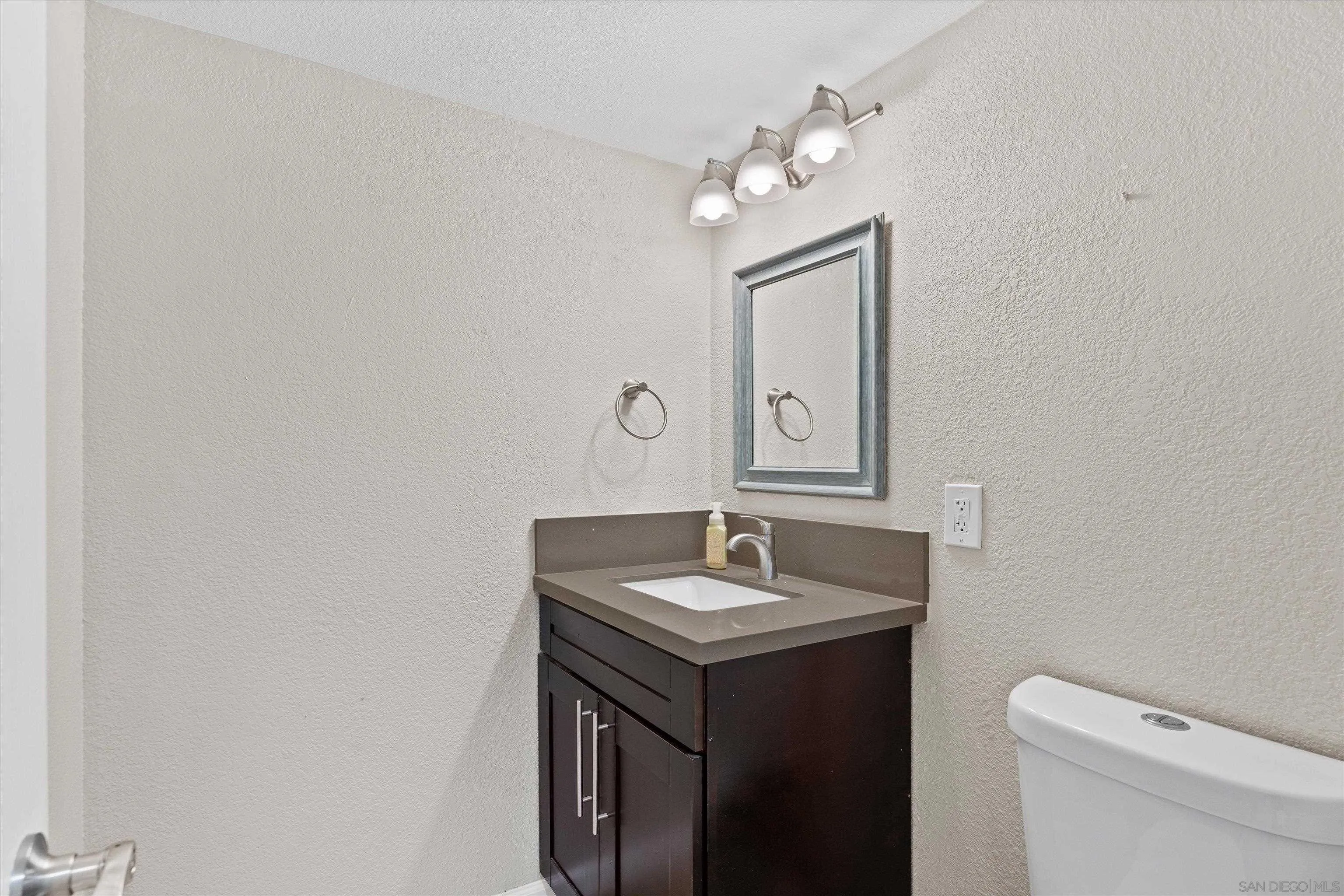 Photo #14: 260009887 Listing: Photo #14
