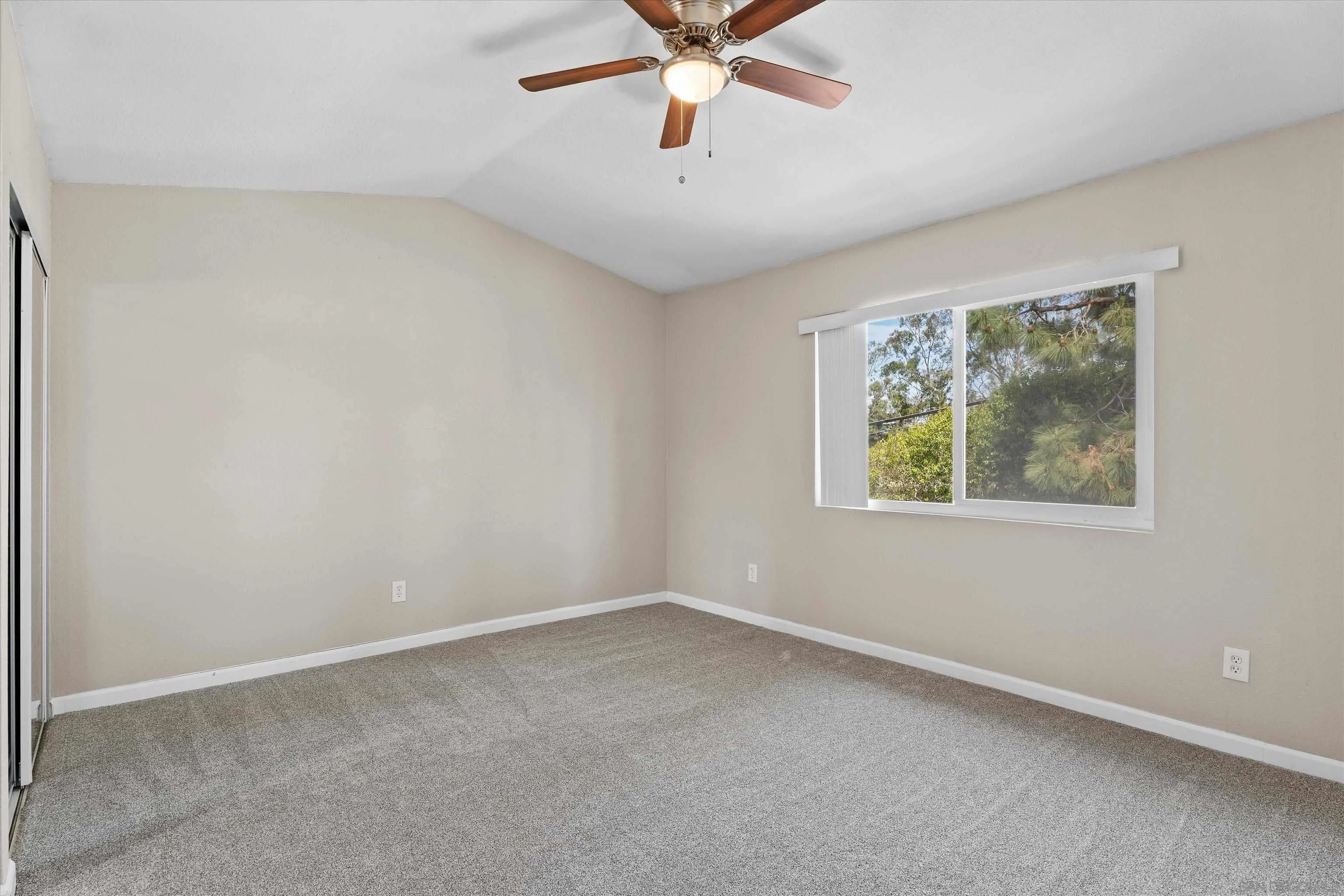 Photo #16: 260009887 Listing: Photo #16