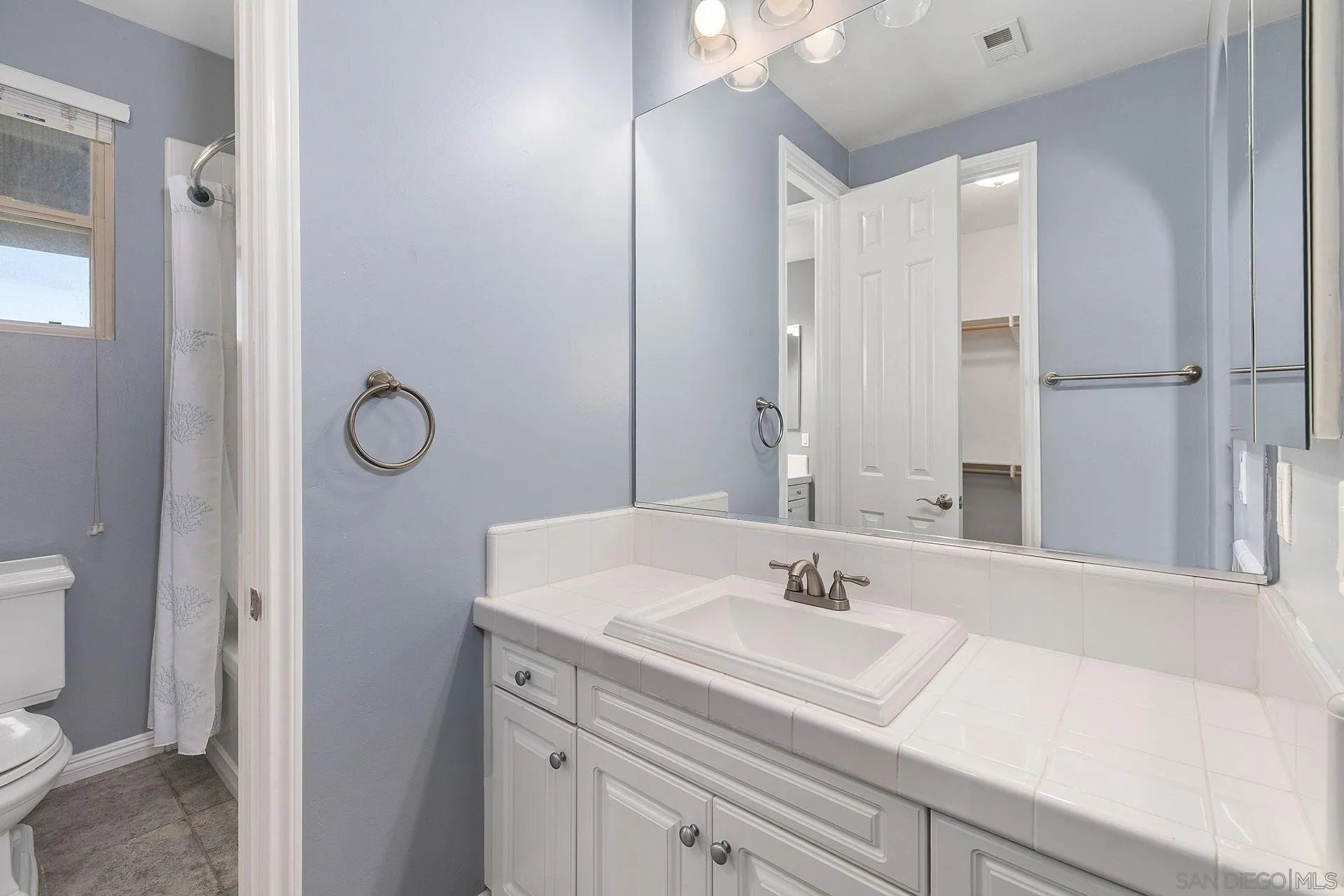 https://cdn.realtyfeed.com/cdn/127/260009888/526ffe2868dec89b87c20da9e178e1a4.webp