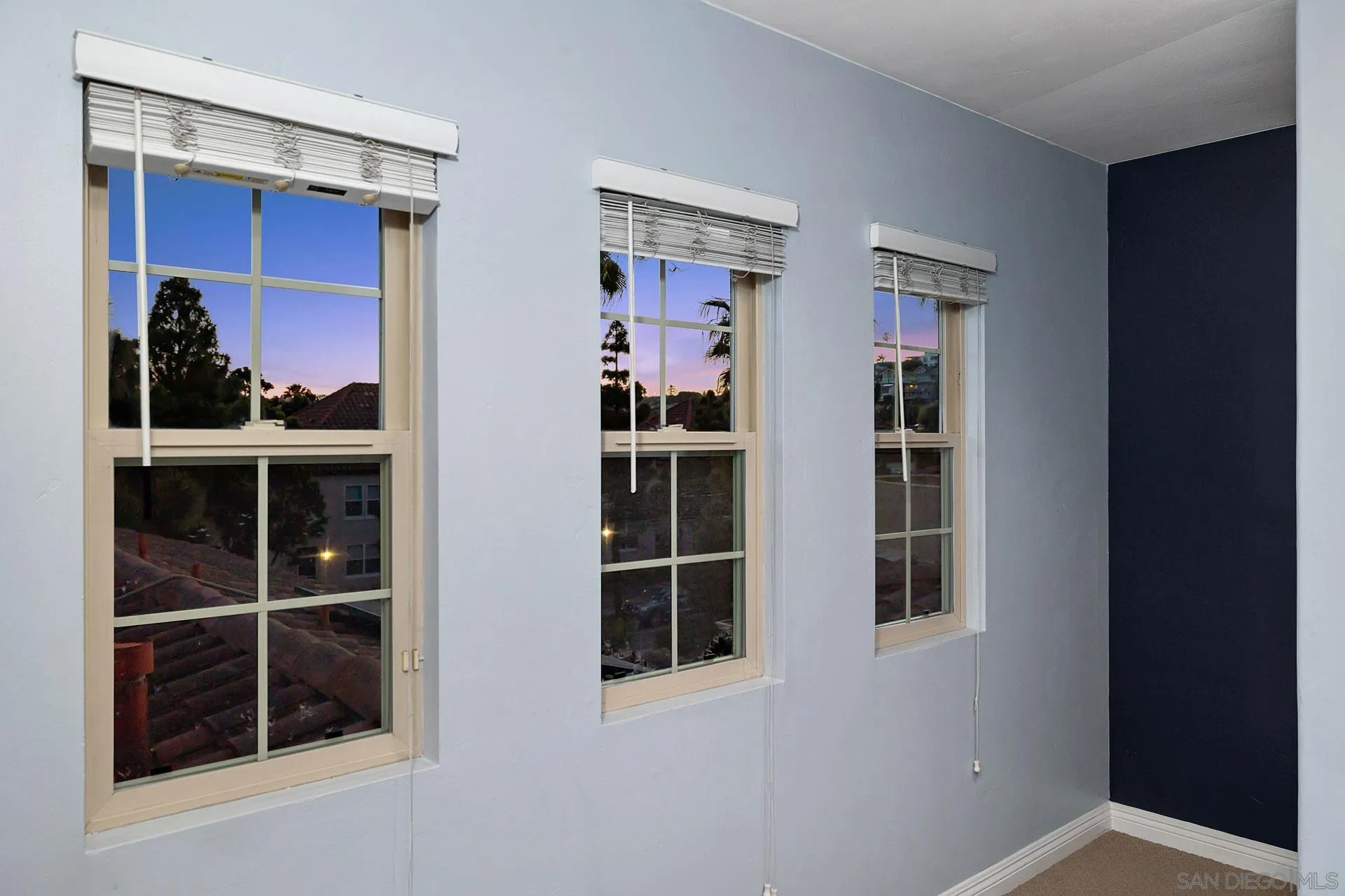 https://cdn.realtyfeed.com/cdn/127/260009888/5dc62e542e7c474f54f078b5a9f18514.webp