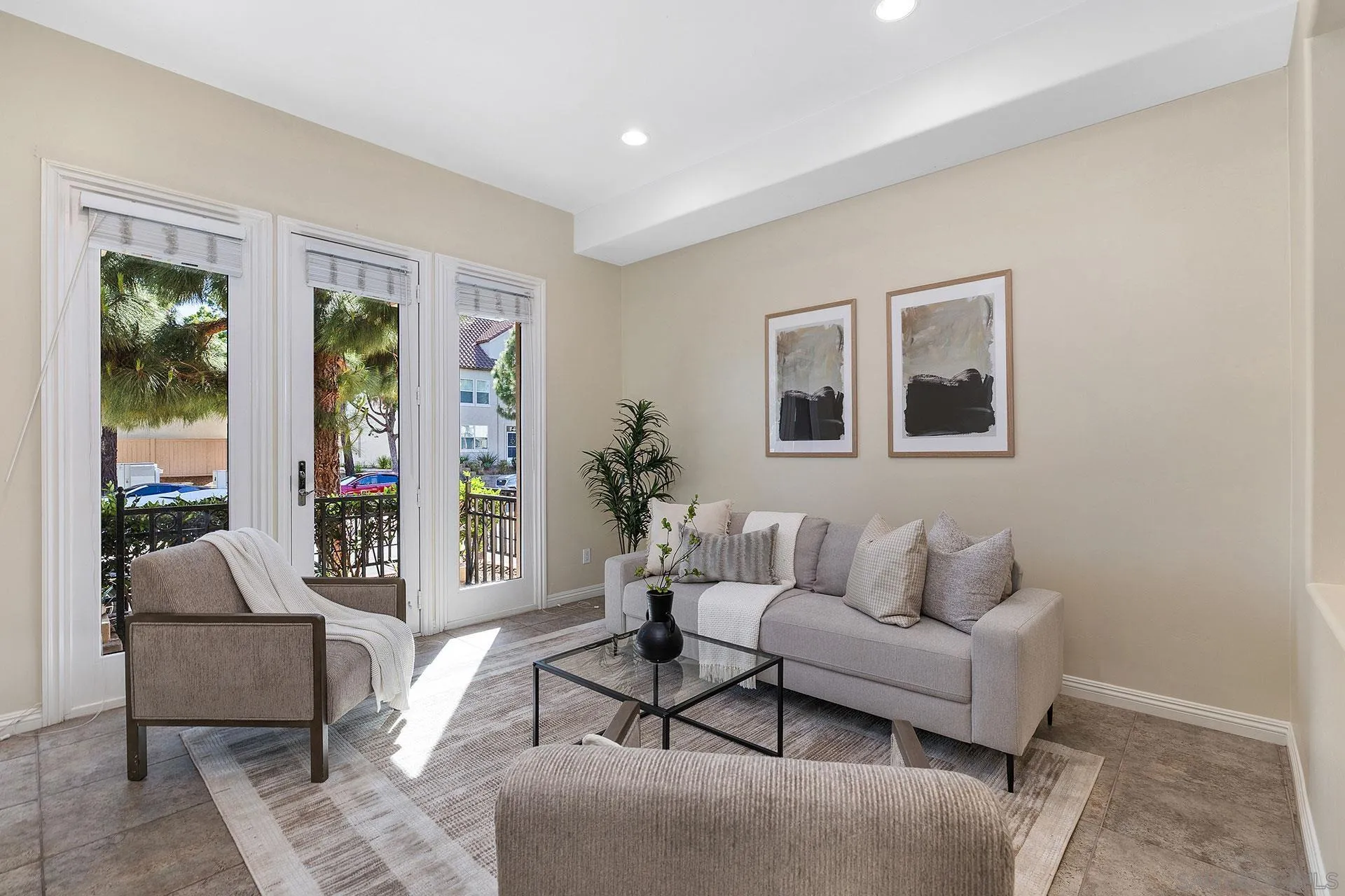 https://cdn.realtyfeed.com/cdn/127/260009888/70f1e56aa214ea201cde053fa3fa38fa.webp