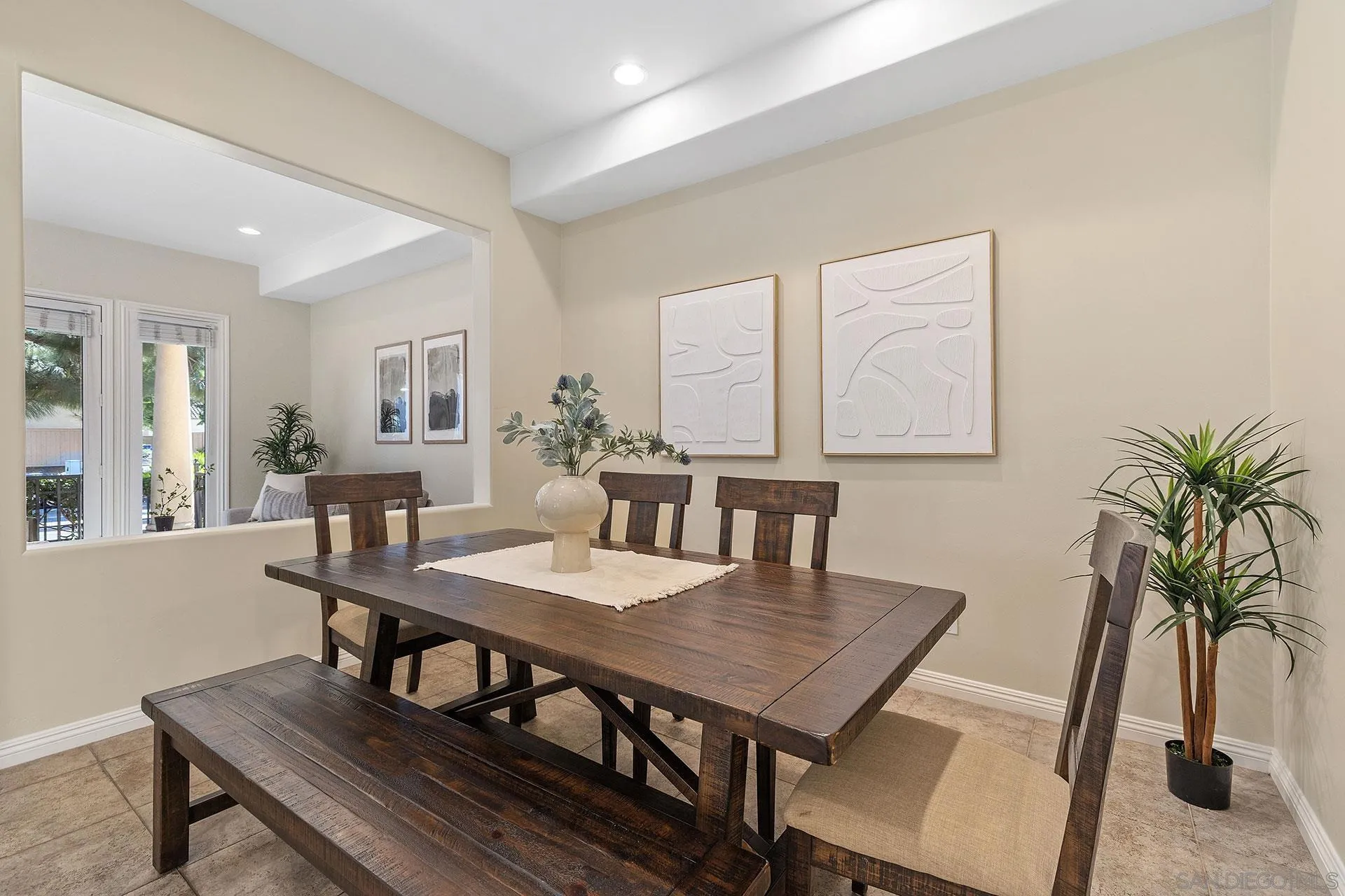 https://cdn.realtyfeed.com/cdn/127/260009888/bba9fd4ea611e151d04e1668393cf96e.webp