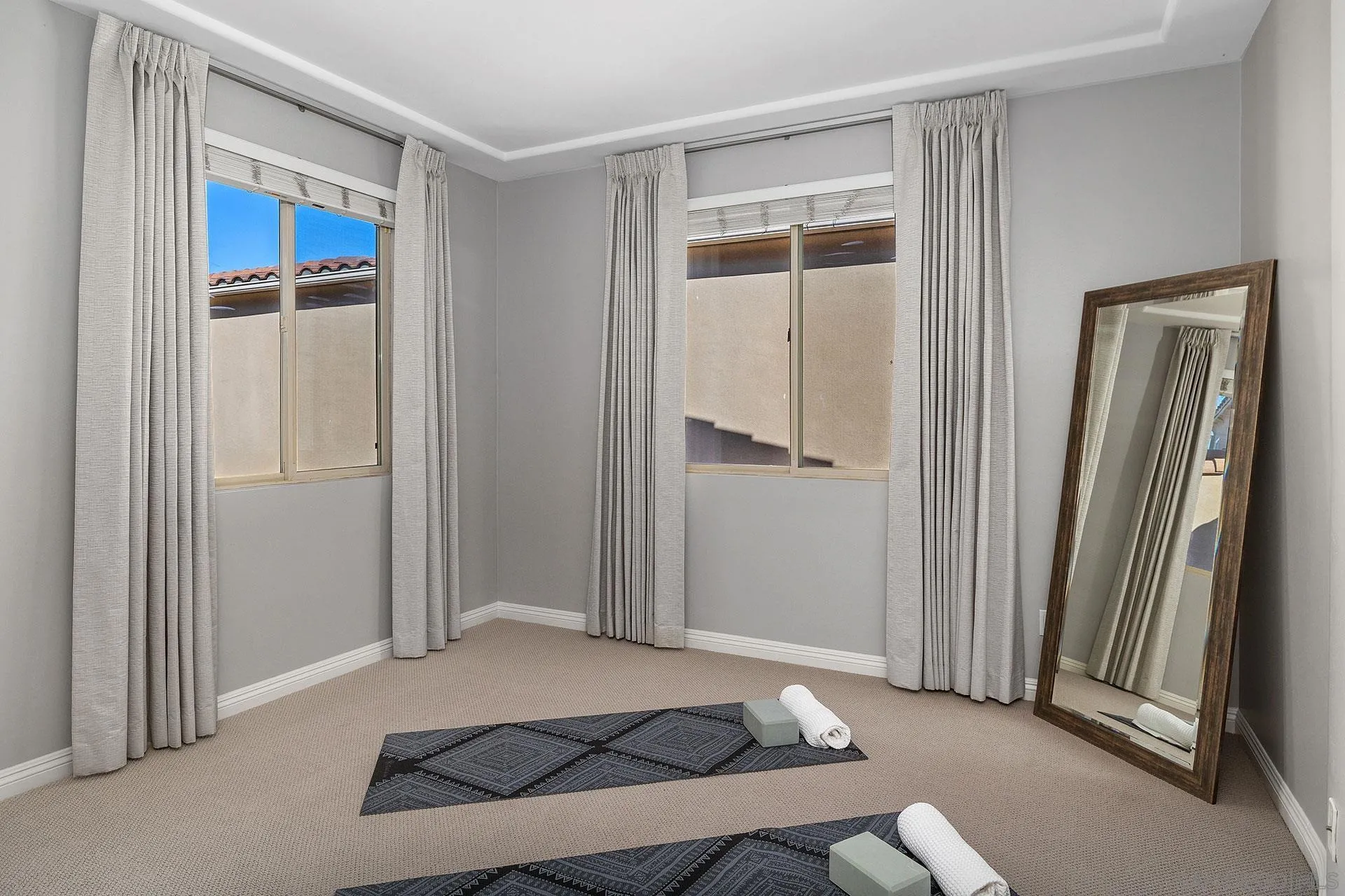 https://cdn.realtyfeed.com/cdn/127/260009888/cc91b9a89c6e4c96a8f7ef03c4c5a854.webp