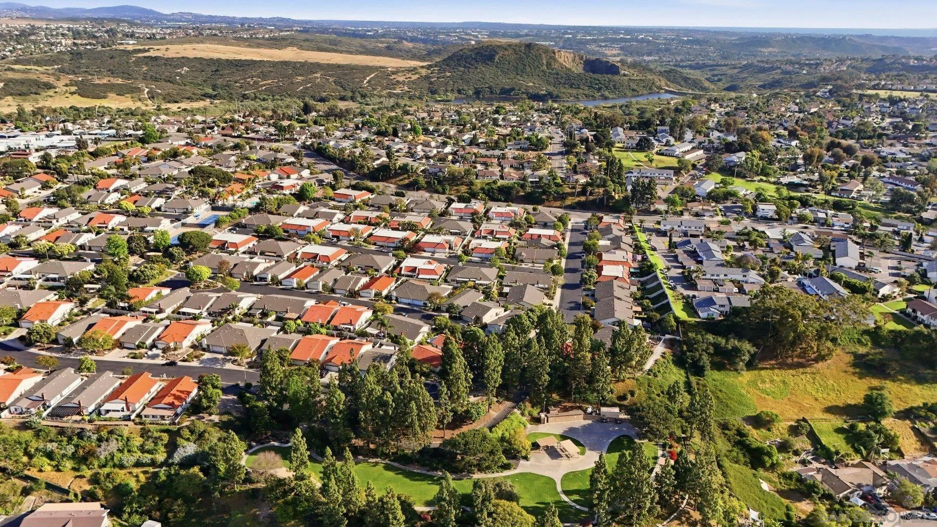 Photo #5: 260009892 Listing: Photo #5