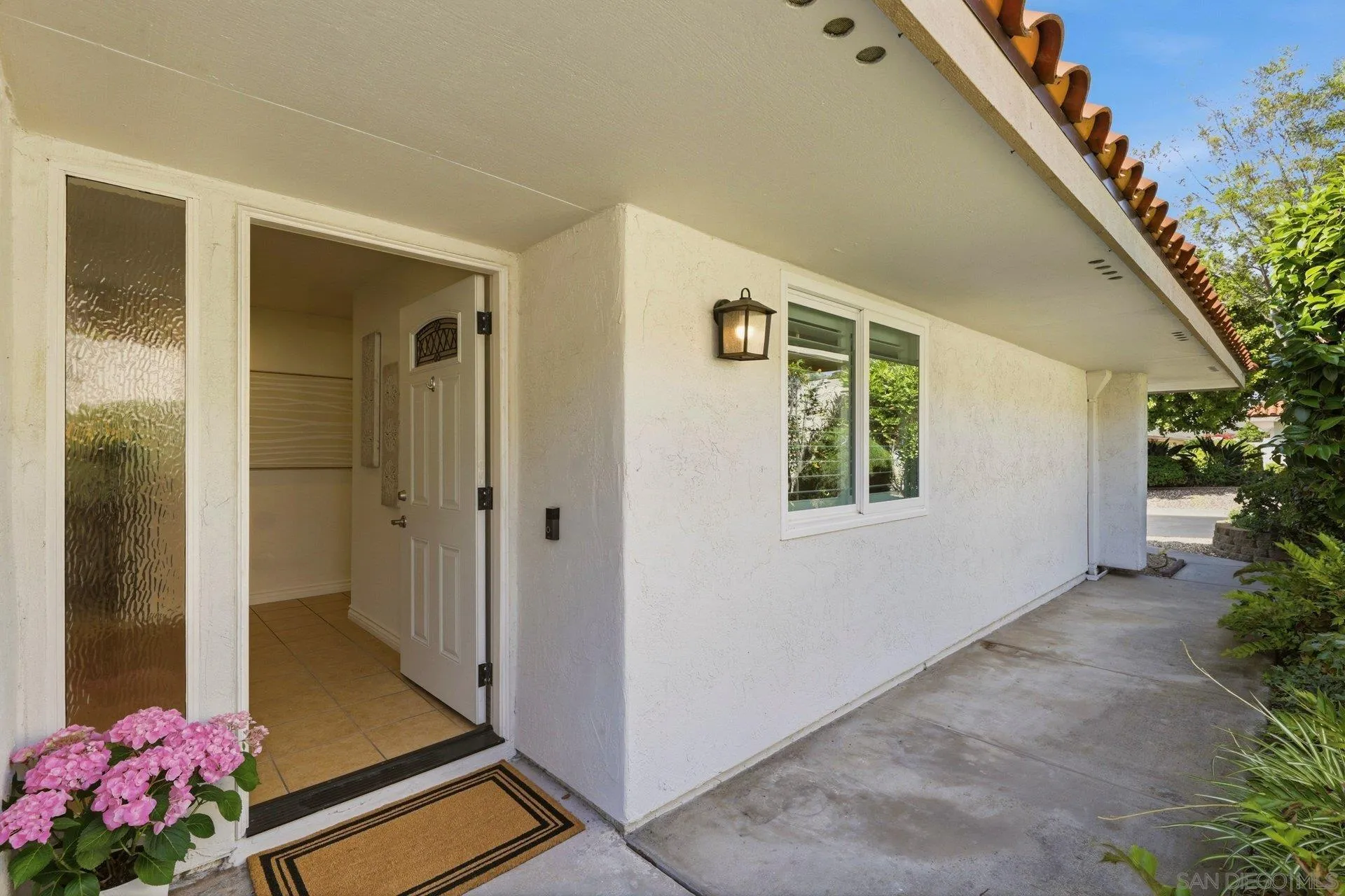 Photo #6: 260009892 Listing: Photo #6