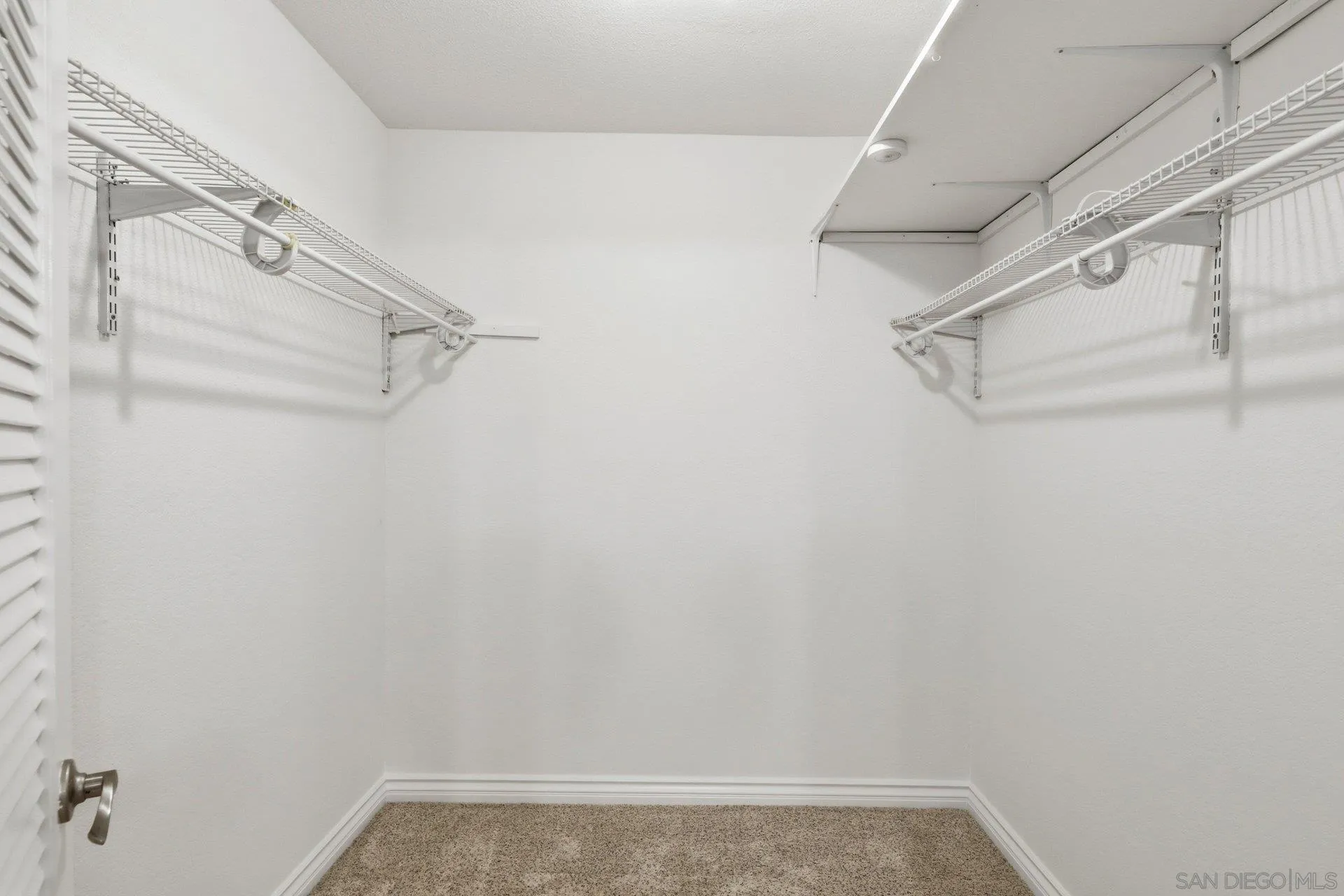 Photo #21: 260009892 Listing: Photo #21