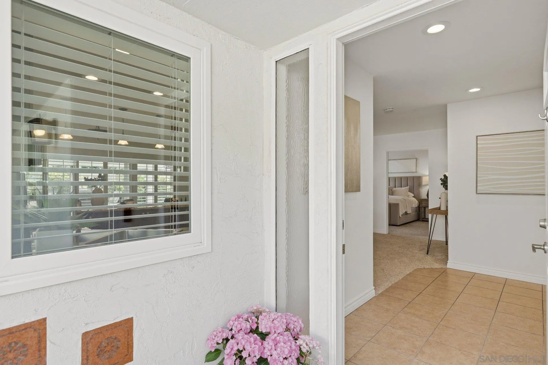 Photo #7: 260009892 Listing: Photo #7