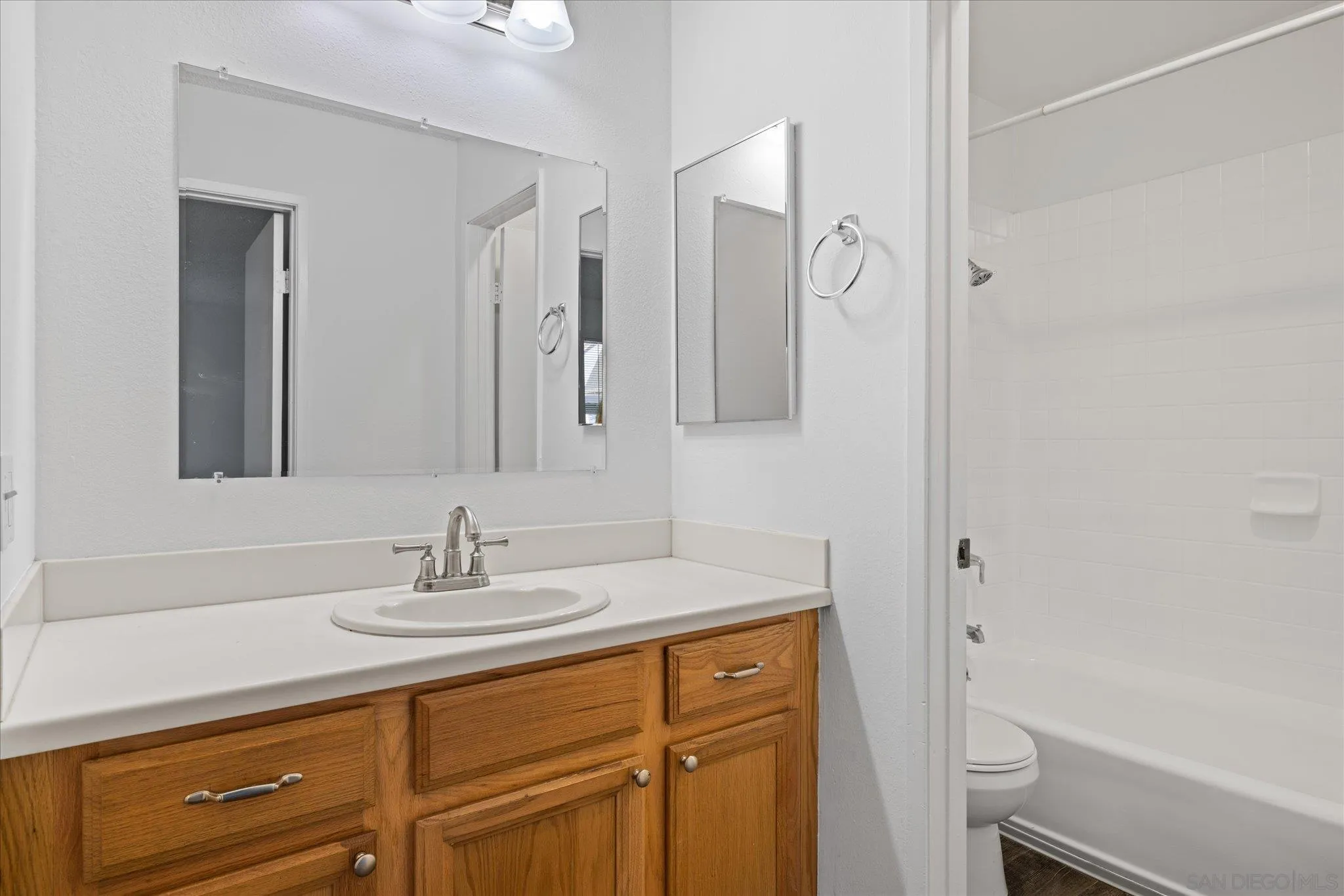Photo #16: 260009895 Listing: Photo #16