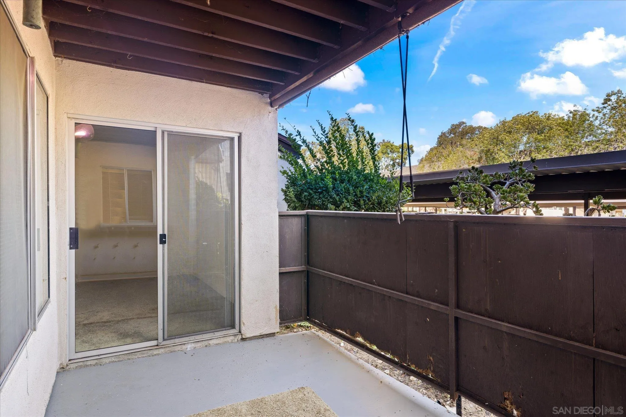 Photo #8: 260009895 Listing: Photo #8