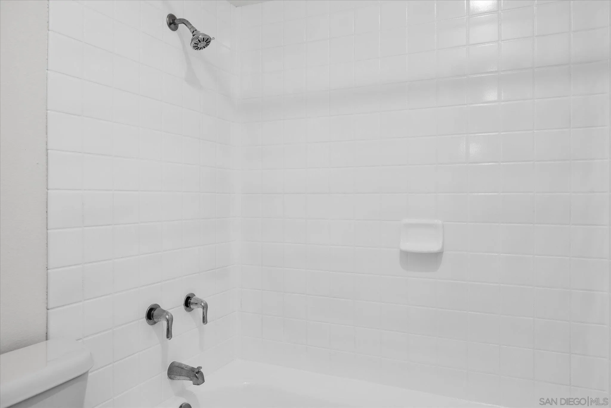 Photo #17: 260009895 Listing: Photo #17
