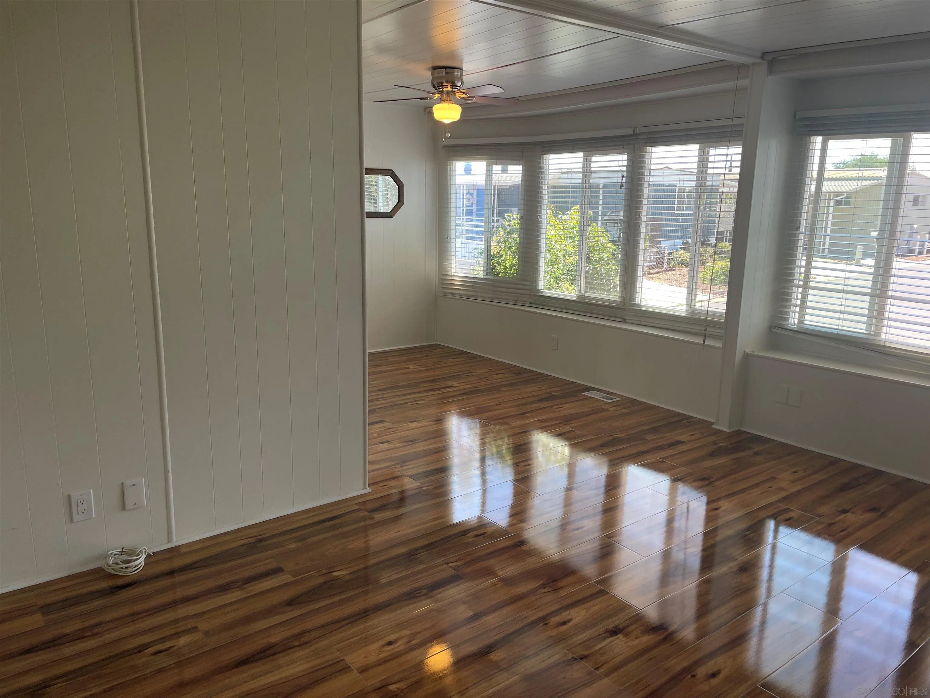 https://cdn.realtyfeed.com/cdn/127/260009897/3467a42b624d8cac20f531c1ece9b58a.webp