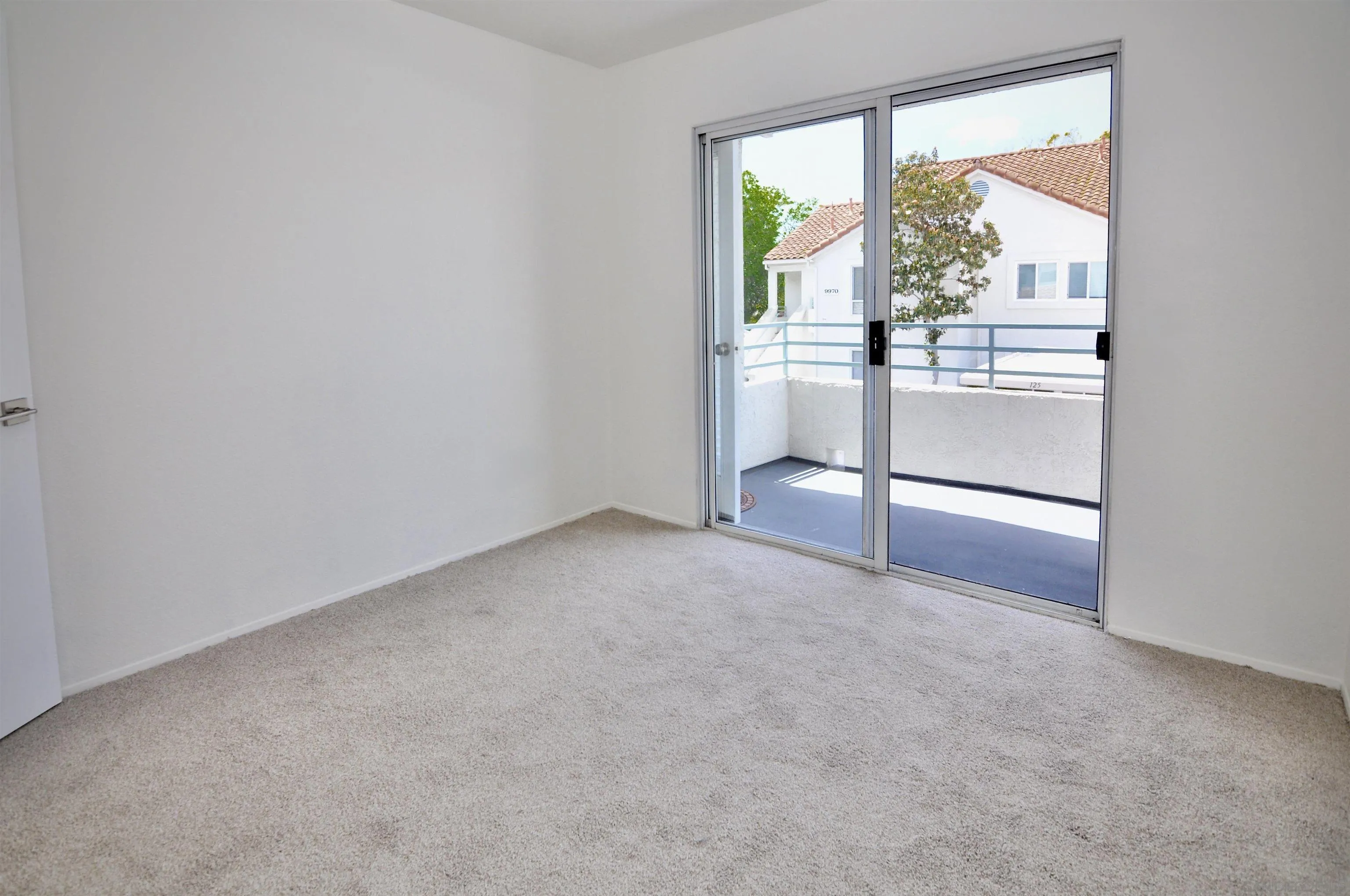 Photo #12: 260009900 Listing: Photo #12