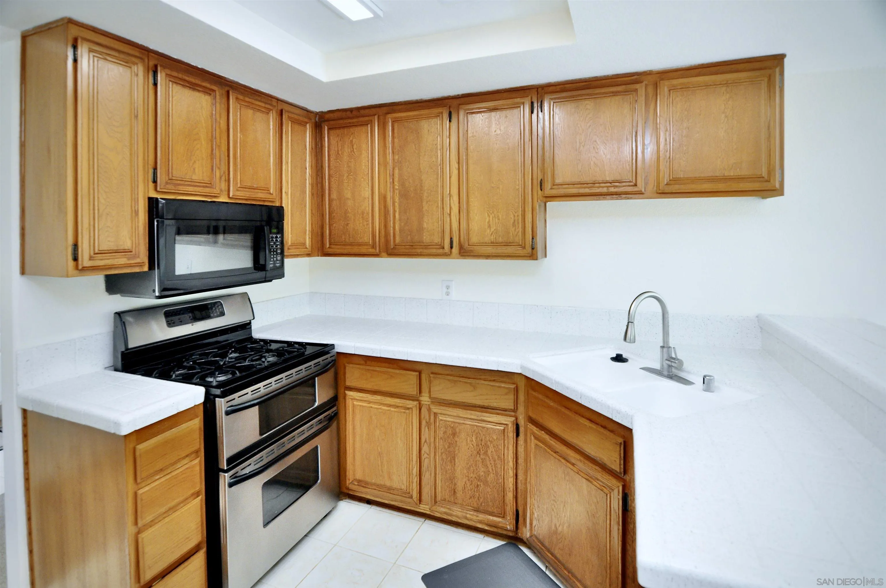 Photo #33: 260009900 Listing: Photo #33