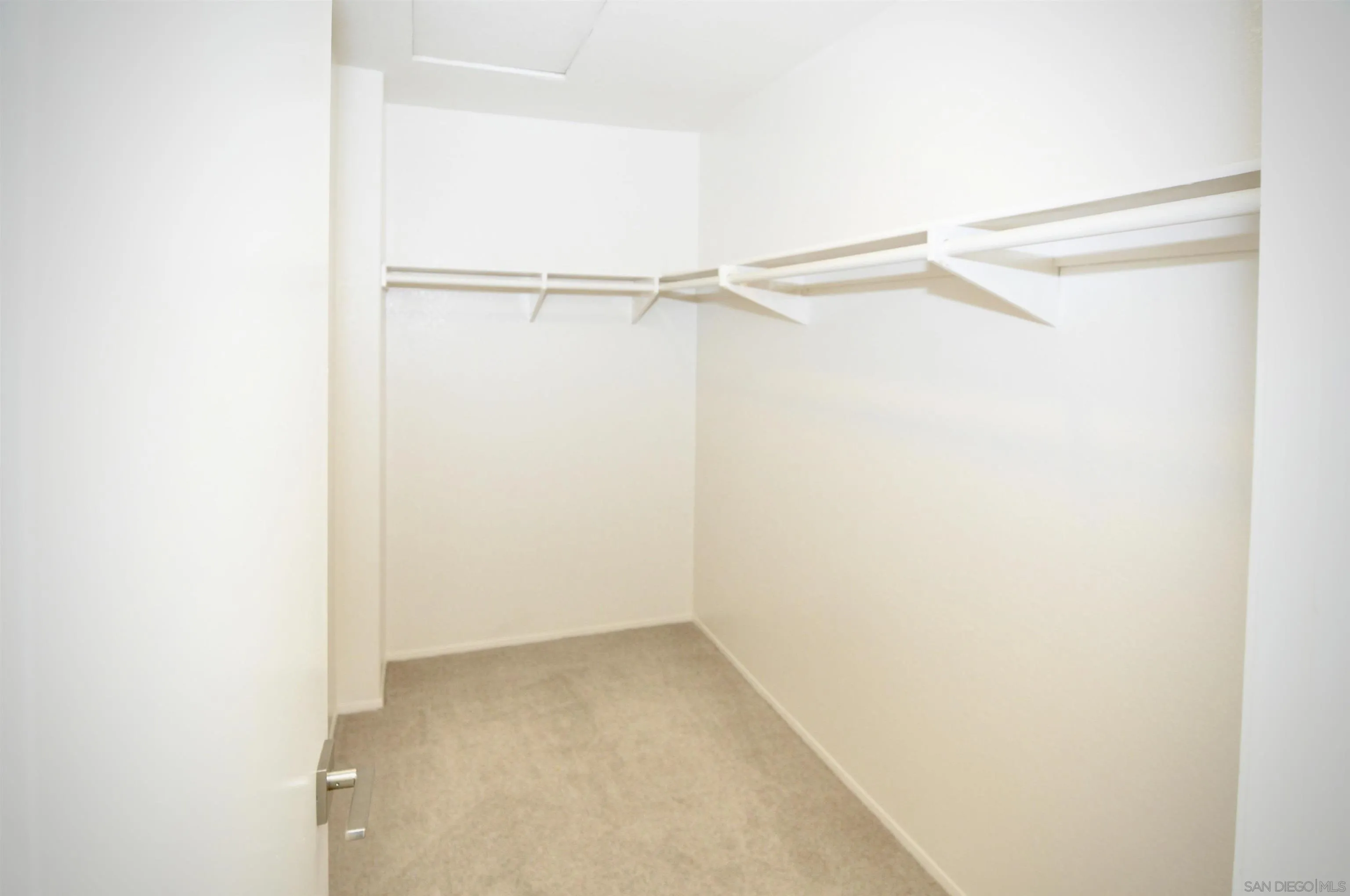 Photo #45: 260009900 Listing: Photo #45