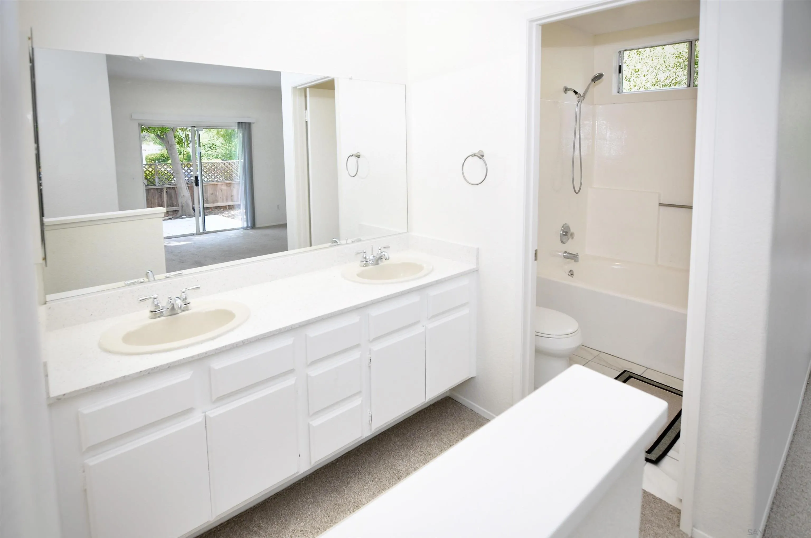 Photo #19: 260009900 Listing: Photo #19