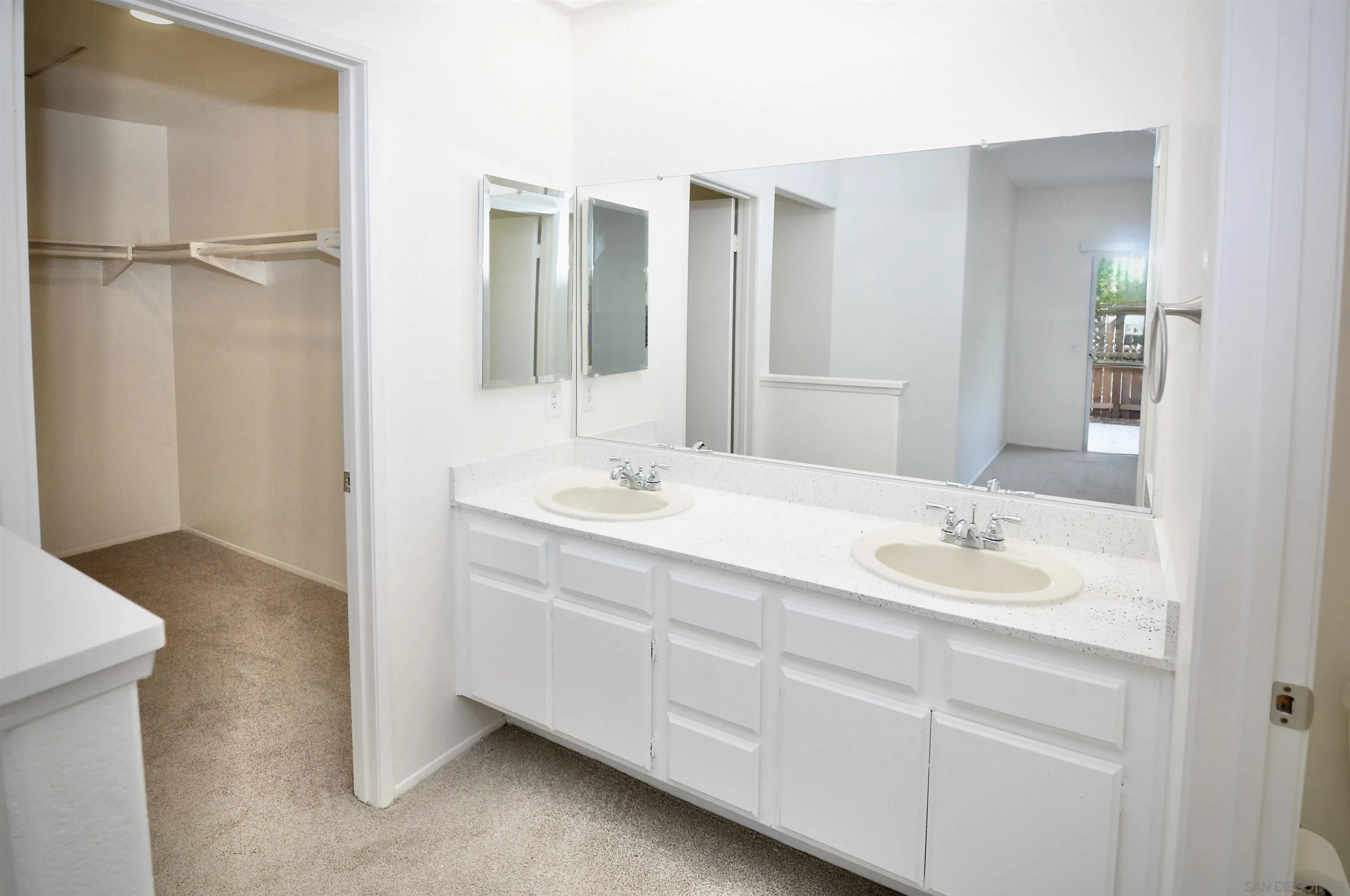 Photo #20: 260009900 Listing: Photo #20