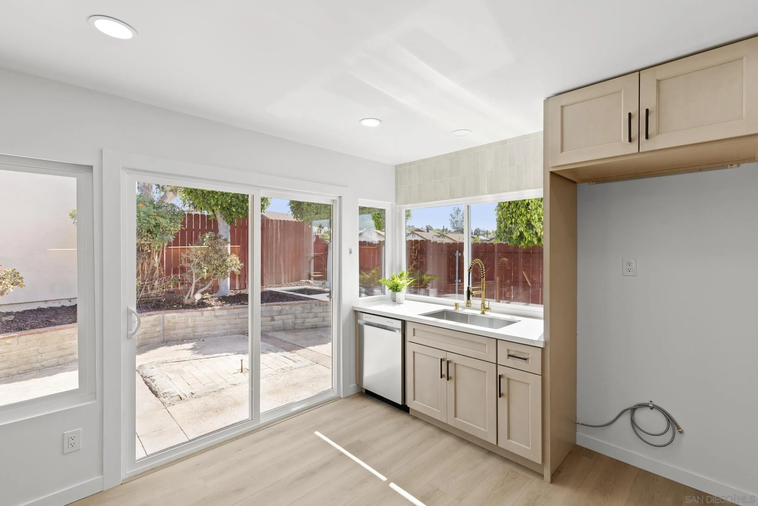 2769 Sylvy Wy, San Diego, CA, 92139