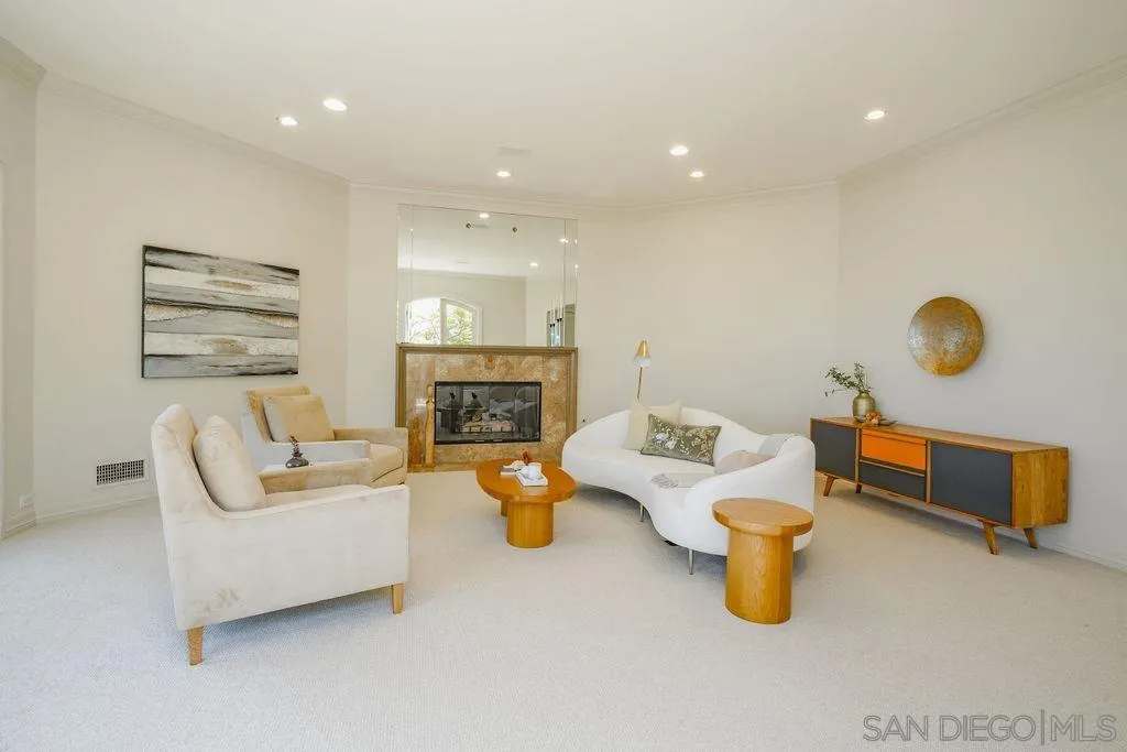 https://cdn.realtyfeed.com/cdn/127/260009902/91678812a1b63c4de34cff943d8cc899.webp