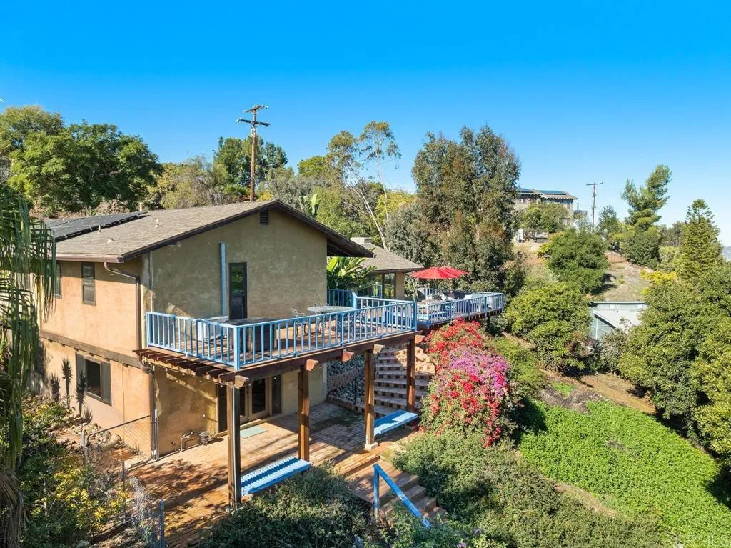 https://cdn.realtyfeed.com/cdn/127/260009912/5ae663e4b57ad01d66016c7ed06d95b5.webp