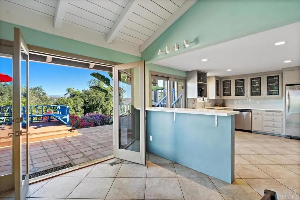 https://cdn.realtyfeed.com/cdn/127/260009912/8fec11fe987787e873bf8c592801ee38.webp