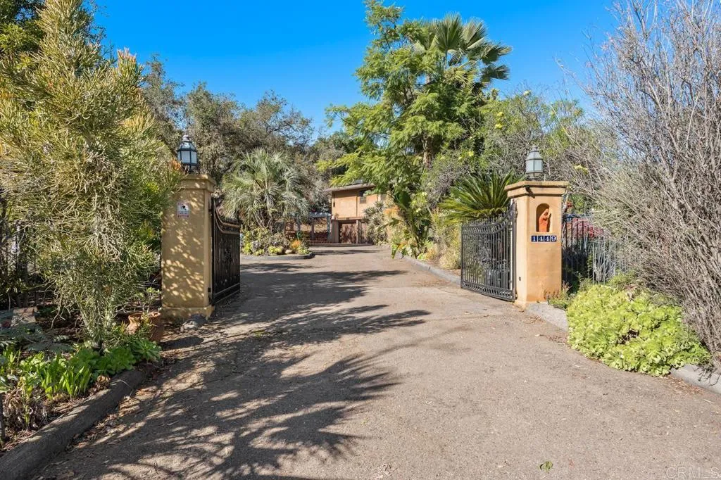 https://cdn.realtyfeed.com/cdn/127/260009912/c96c847680d6cf9a7e58ee7c8475c94b.webp