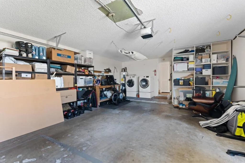 6960 Caminito Curva, San Diego, CA, 92119