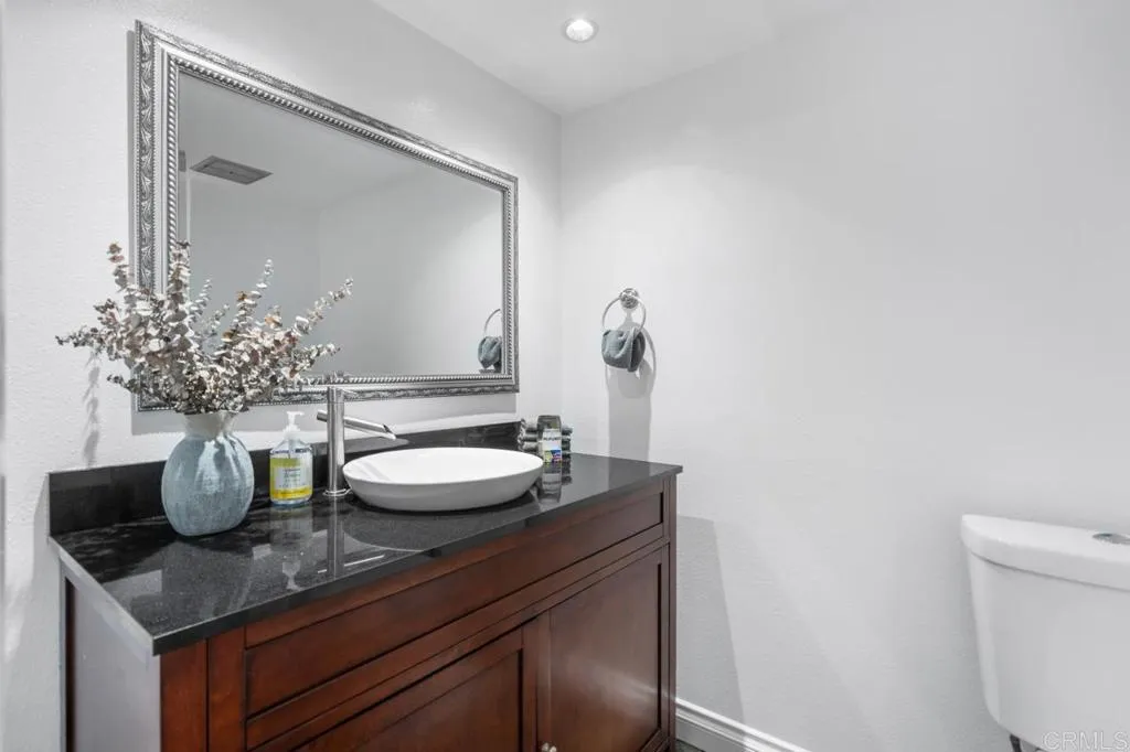 6960 Caminito Curva, San Diego, CA, 92119