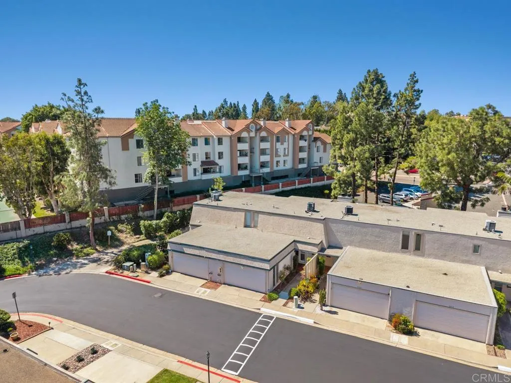 6960 Caminito Curva, San Diego, CA, 92119