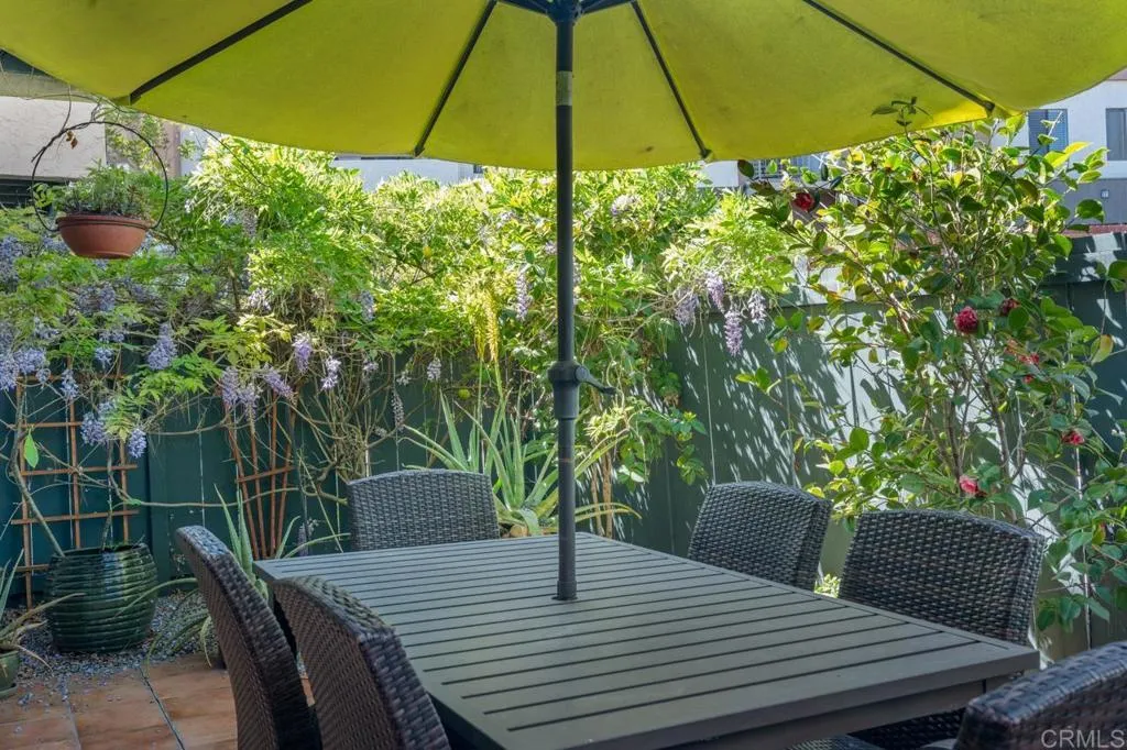 6960 Caminito Curva, San Diego, CA, 92119