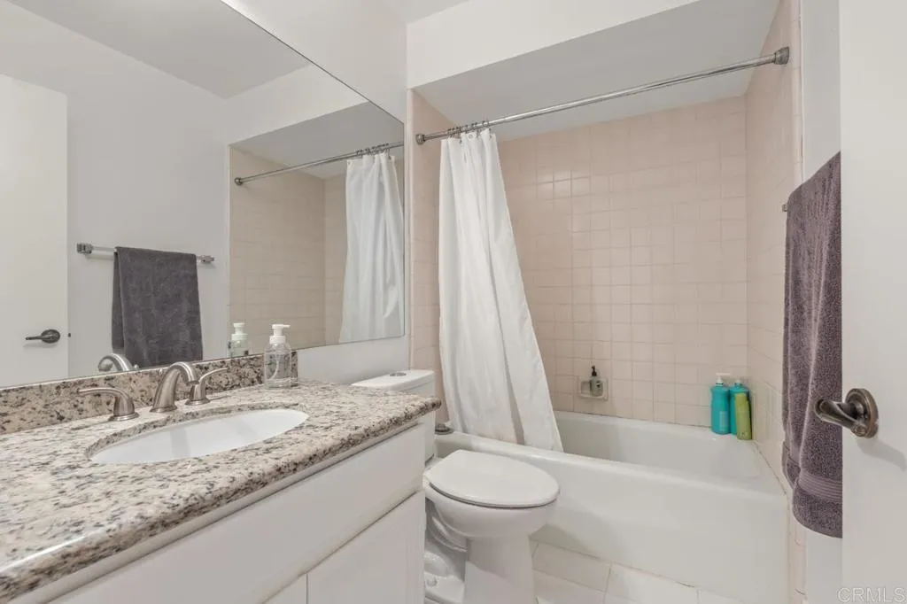 6960 Caminito Curva, San Diego, CA, 92119