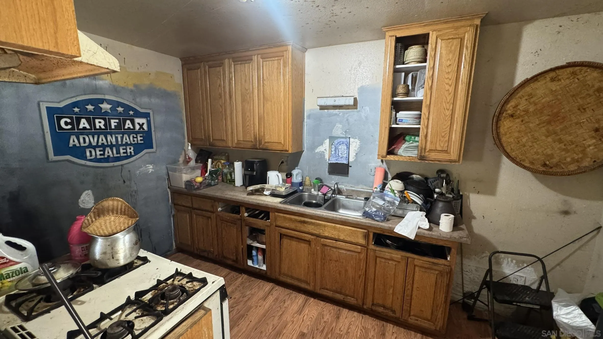 3006 Chamoune, San Diego, CA, 92105