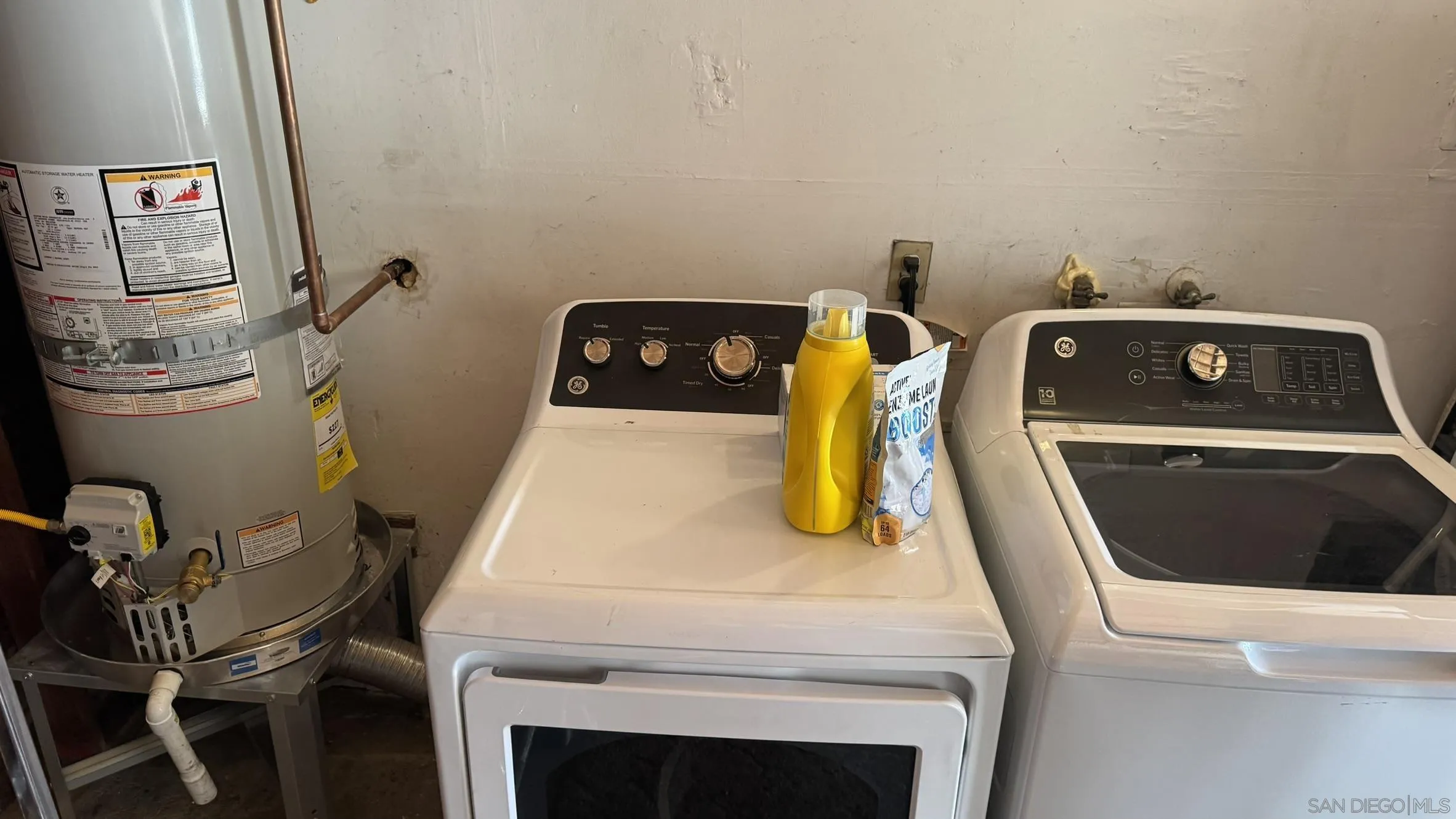 3006 Chamoune, San Diego, CA, 92105