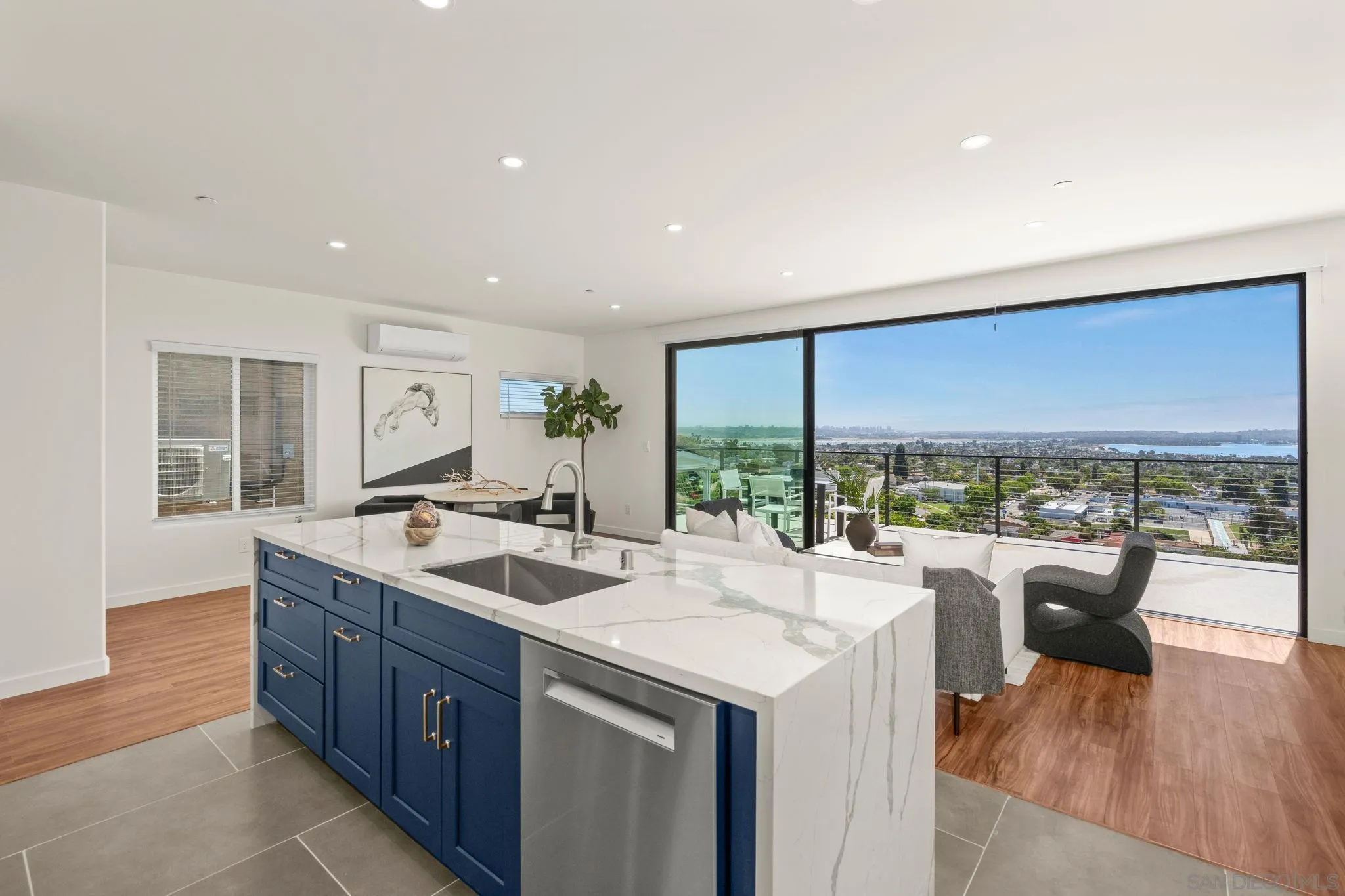 1251 - 1253 Van Nuys St, San Diego, CA, 92109
