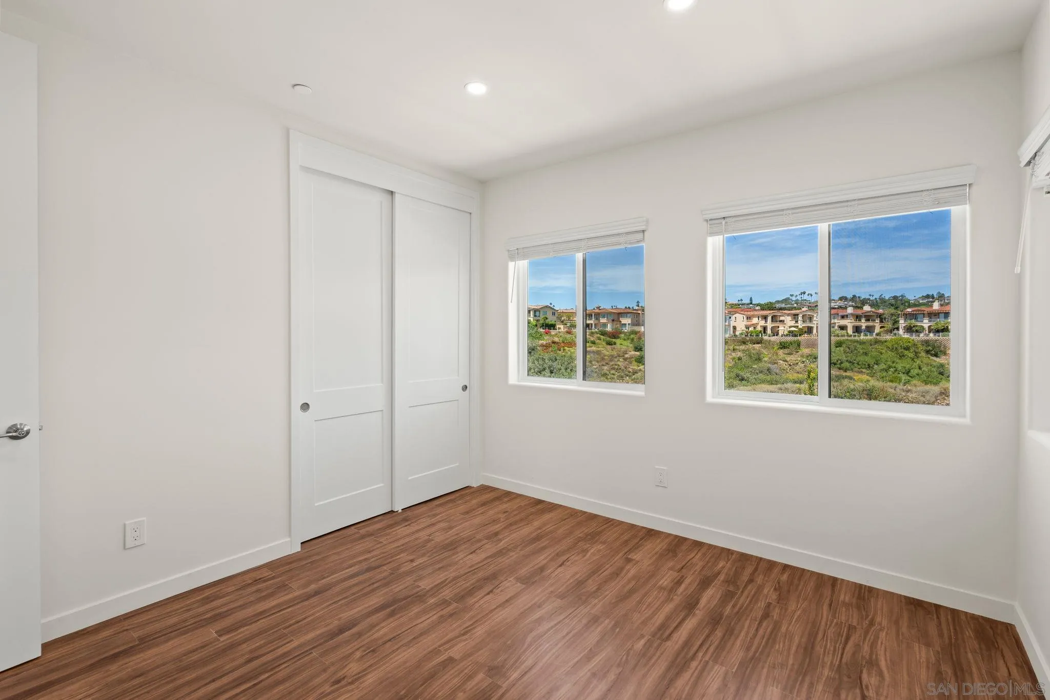 1251 - 1253 Van Nuys St, San Diego, CA, 92109