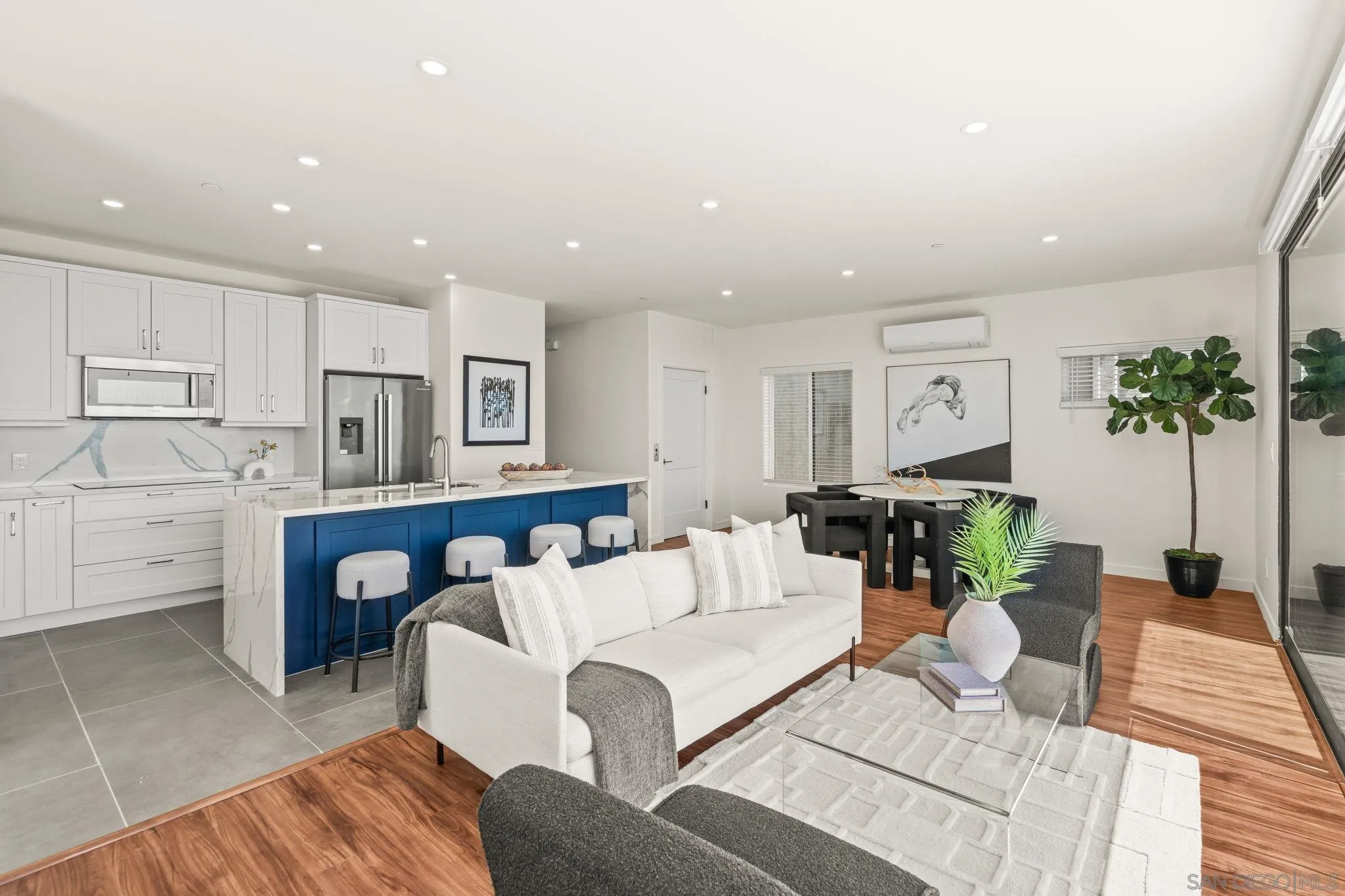 1251 - 1253 Van Nuys St, San Diego, CA, 92109