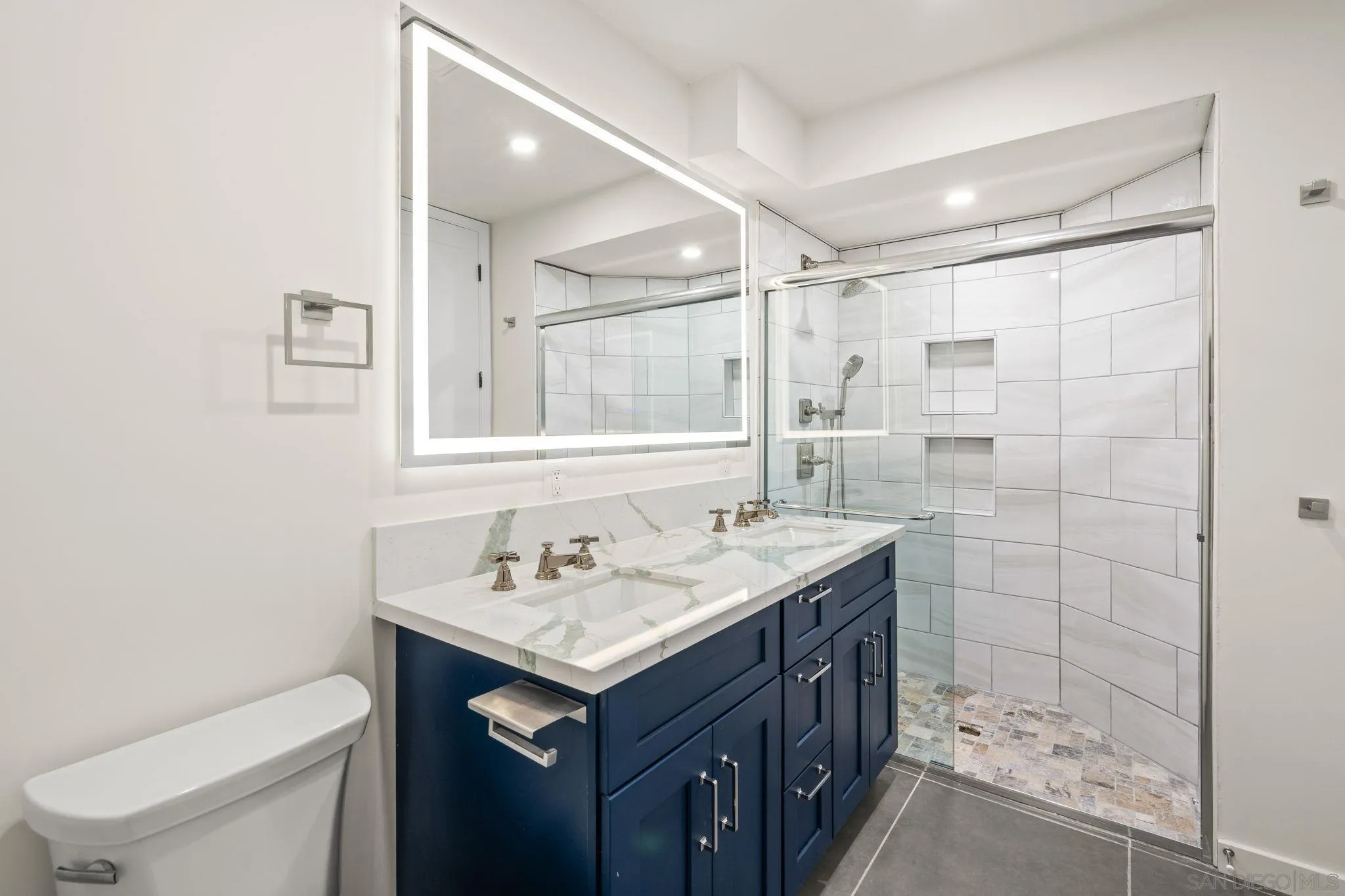 1251 - 1253 Van Nuys St, San Diego, CA, 92109