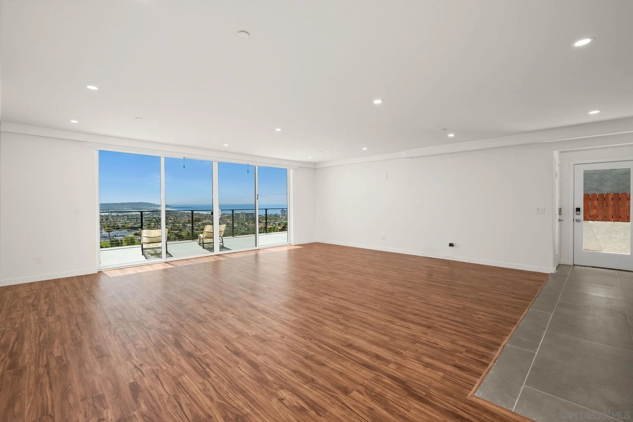 1251 - 1253 Van Nuys St, San Diego, CA, 92109