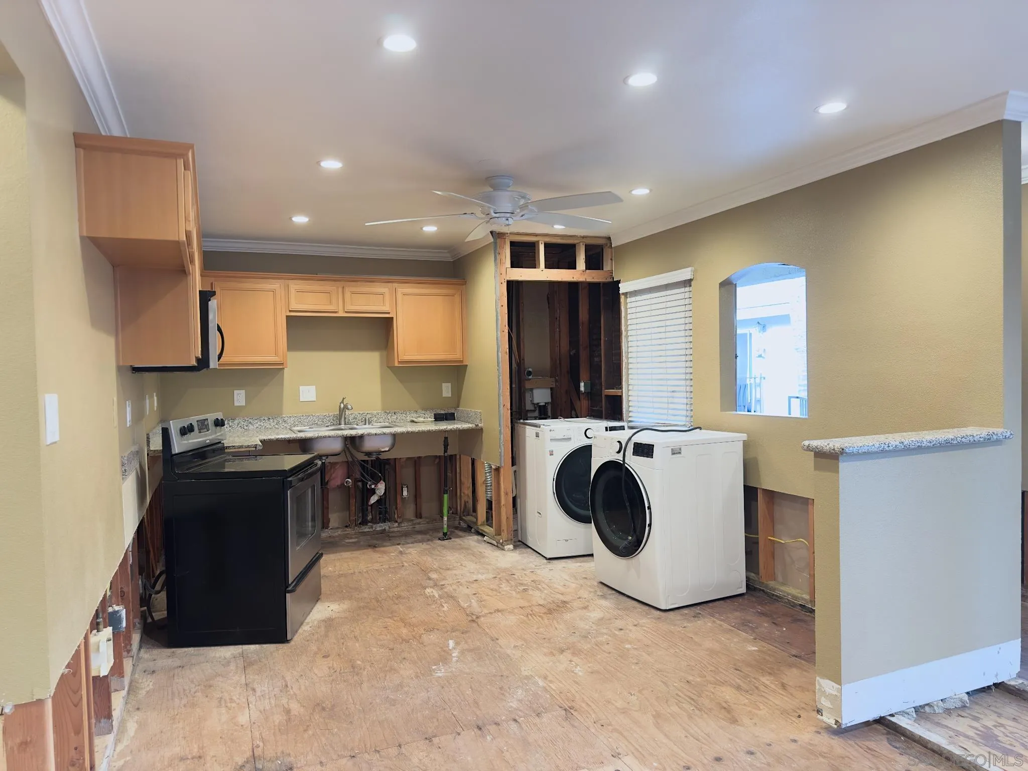 Photo #12: 260009933 Listing: Photo #12