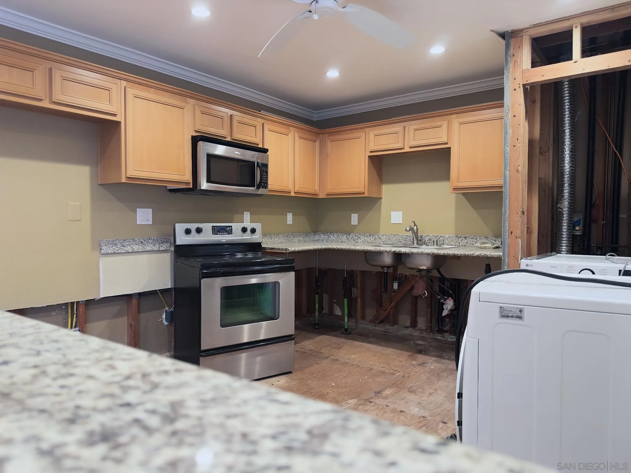 Photo #11: 260009933 Listing: Photo #11