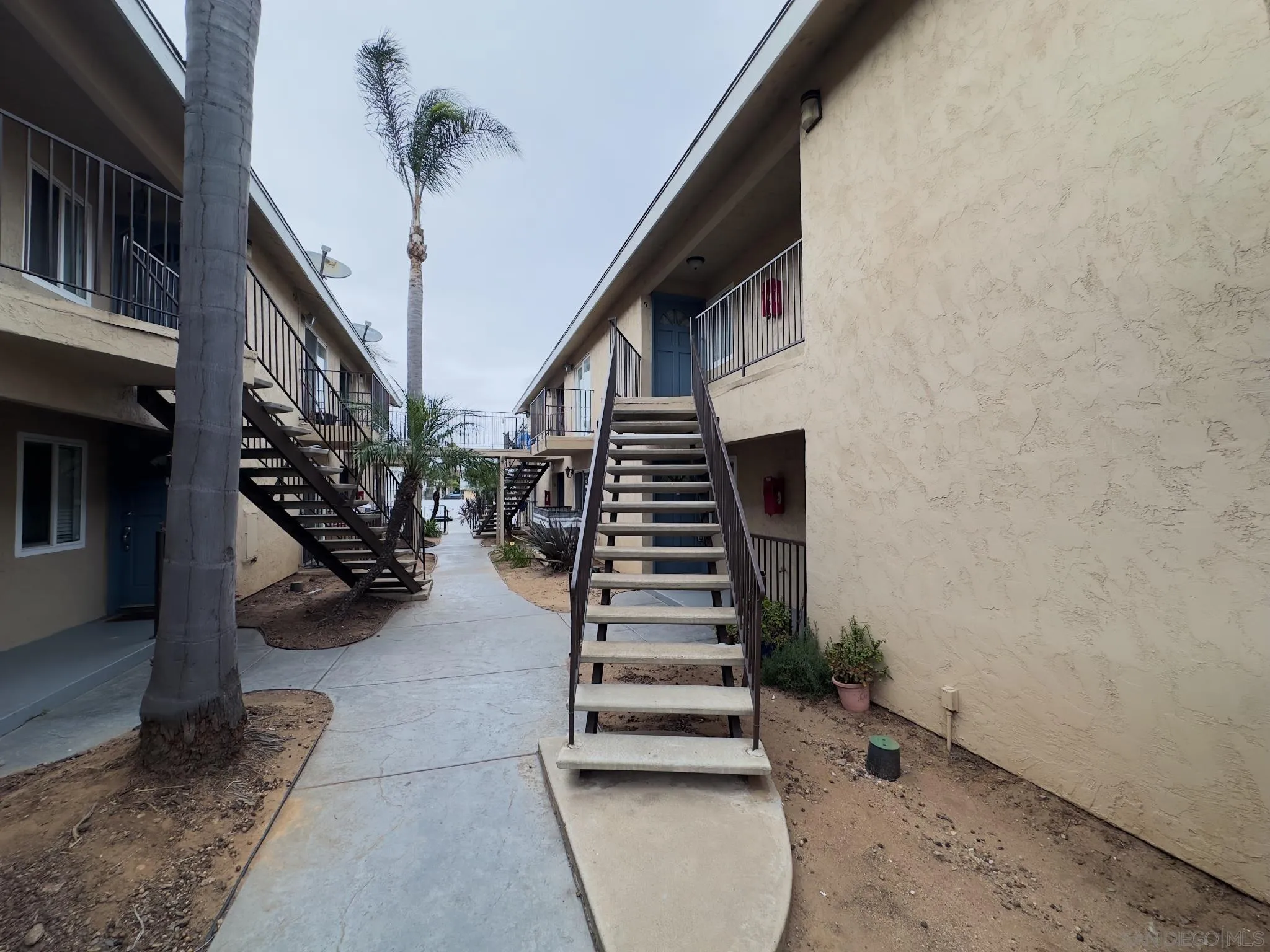 Photo #5: 260009933 Listing: Photo #5