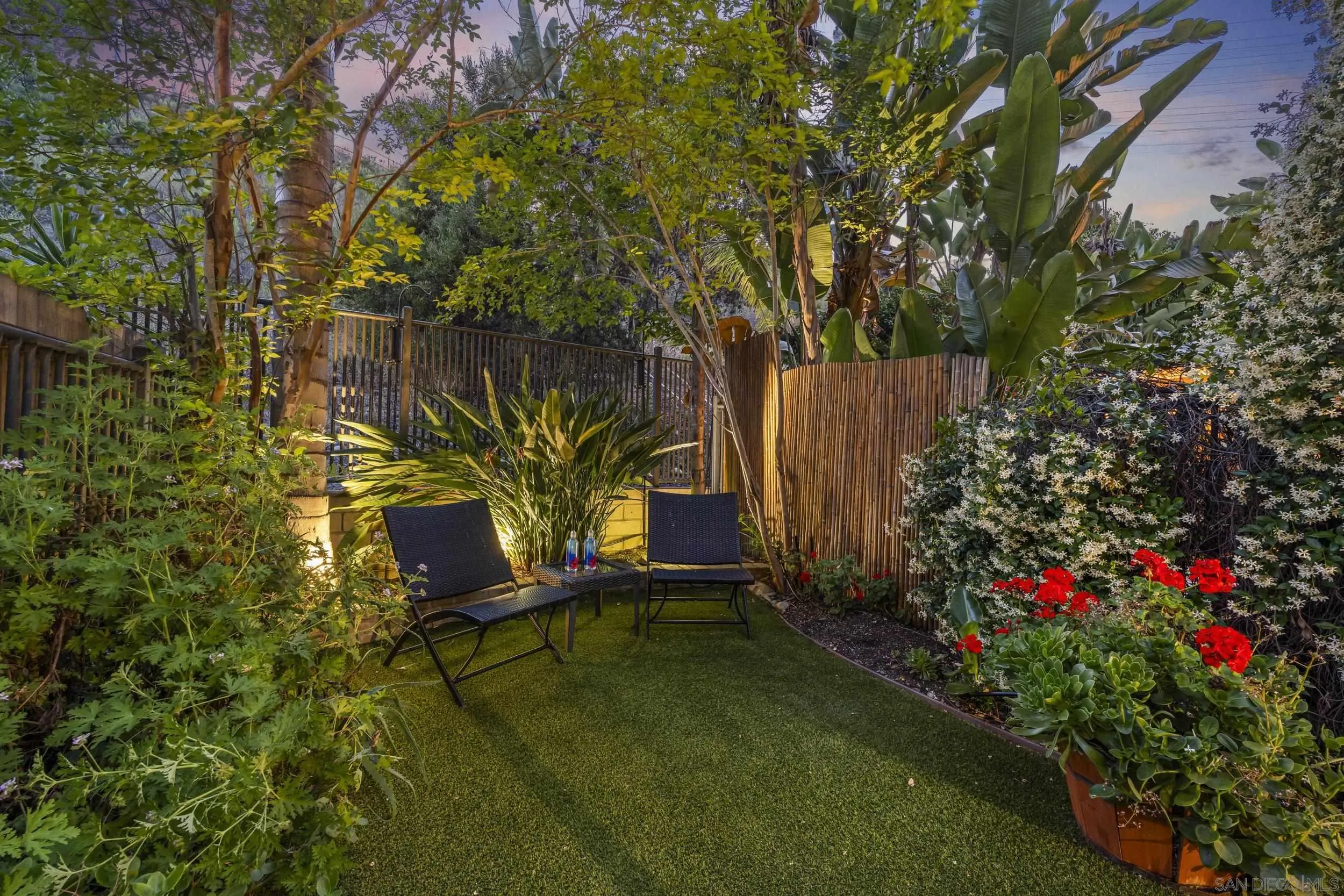 https://cdn.realtyfeed.com/cdn/127/260009934/4e56275d74e46514eed0acad9300acab.webp